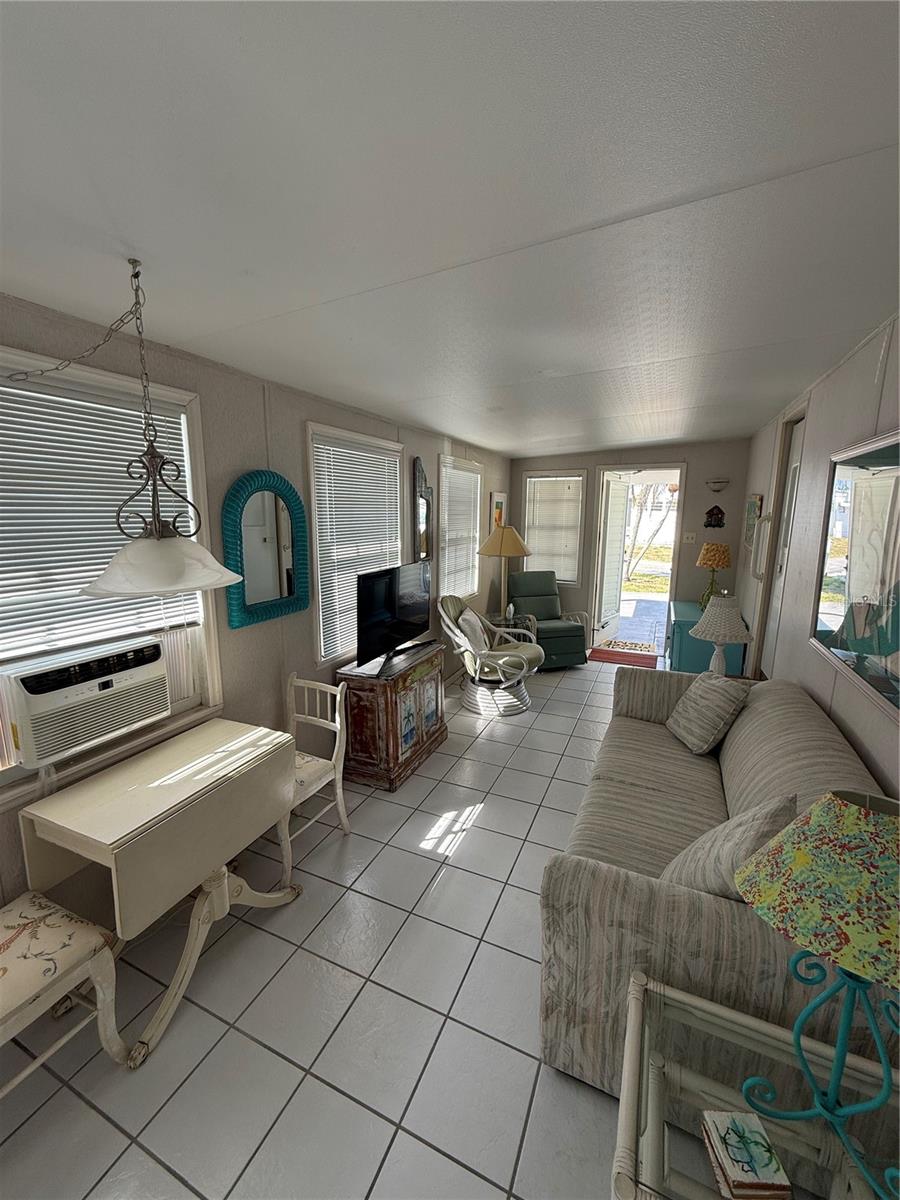 Image 5 of 25 For 1475 Flamingo Drive 117