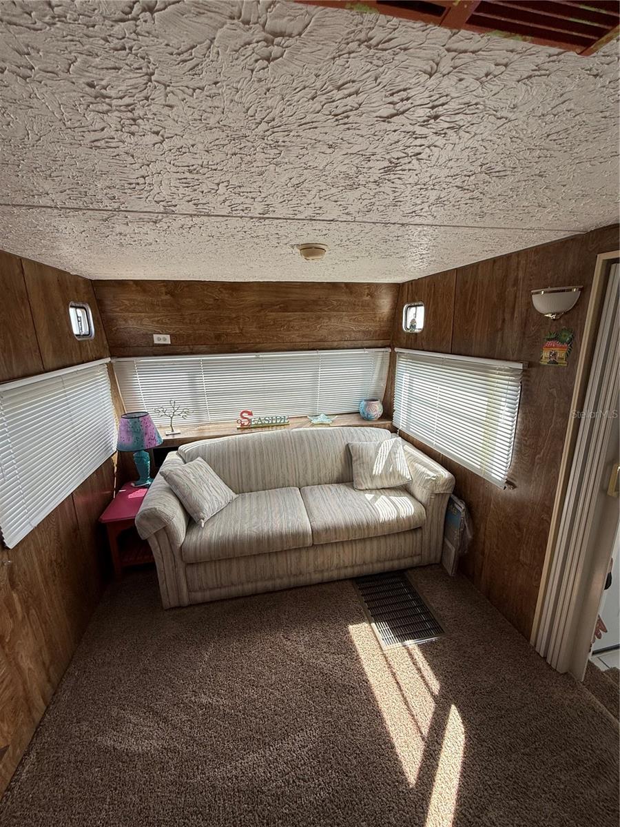 Image 6 of 25 For 1475 Flamingo Drive 117