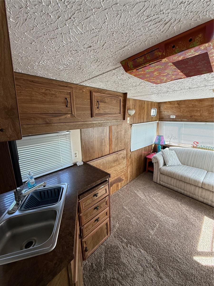 Image 8 of 25 For 1475 Flamingo Drive 117