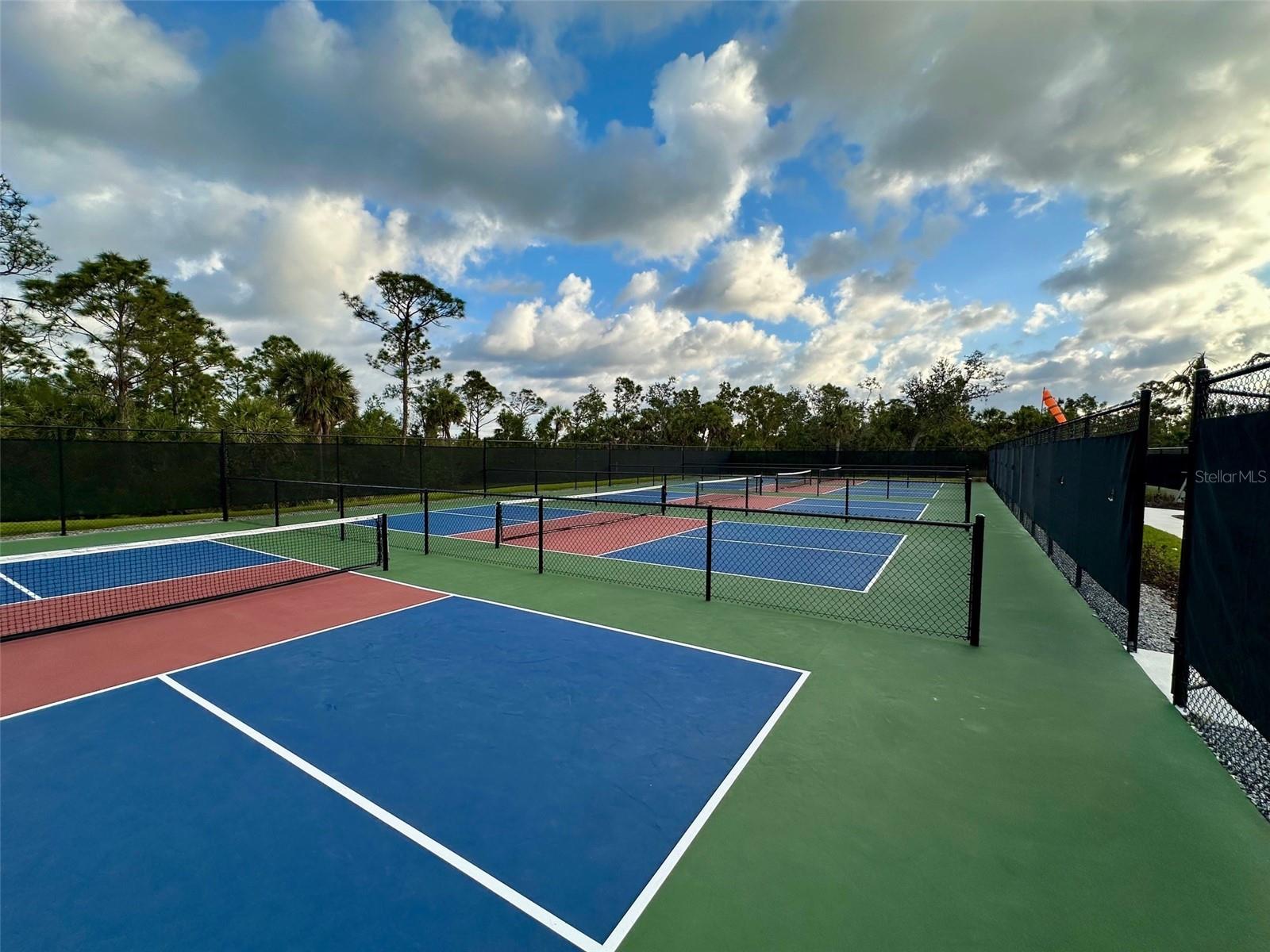 Image 30 of 42 For 17475 Opal Sand Drive 204