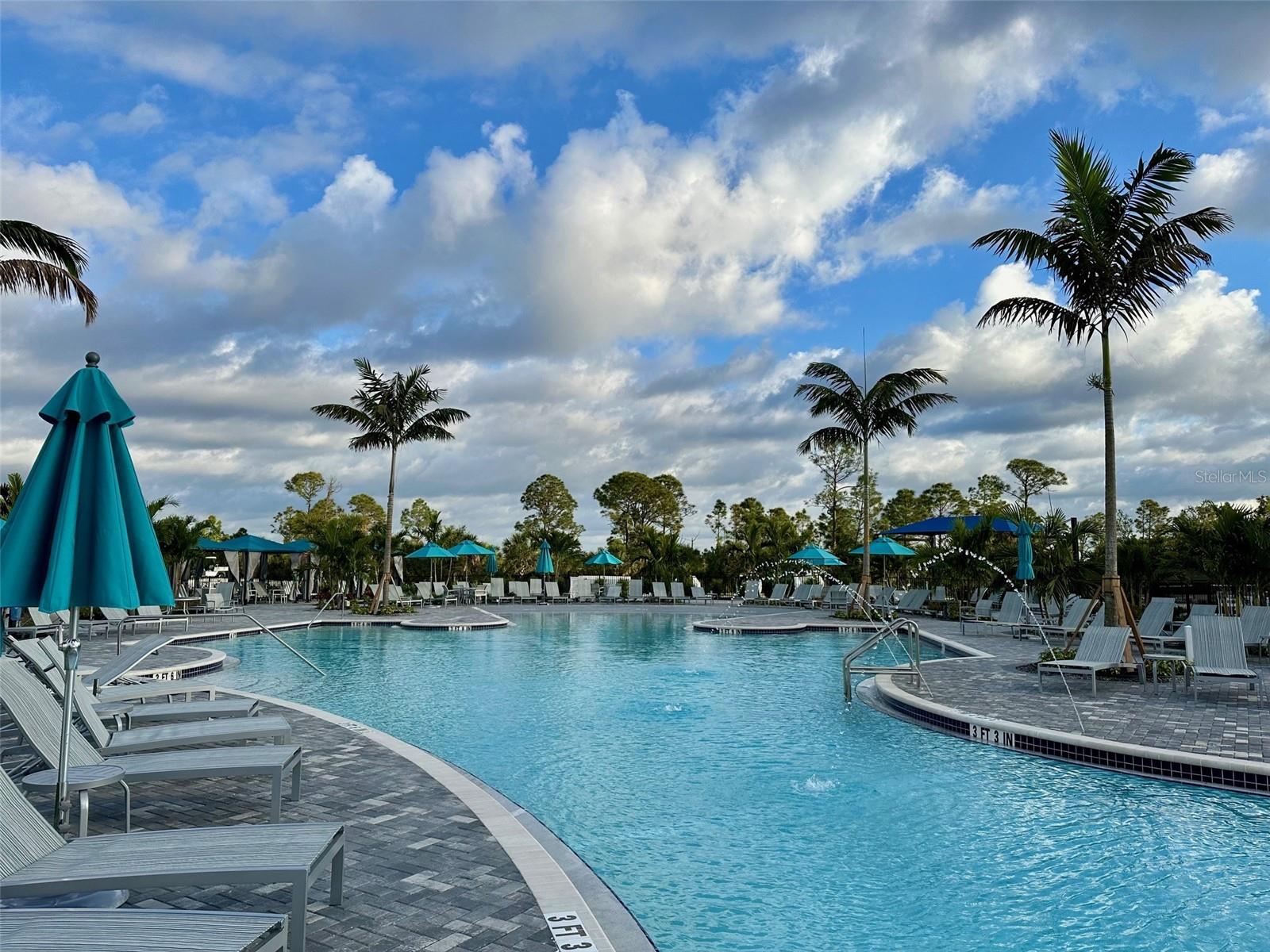 Image 35 of 42 For 17475 Opal Sand Drive 204