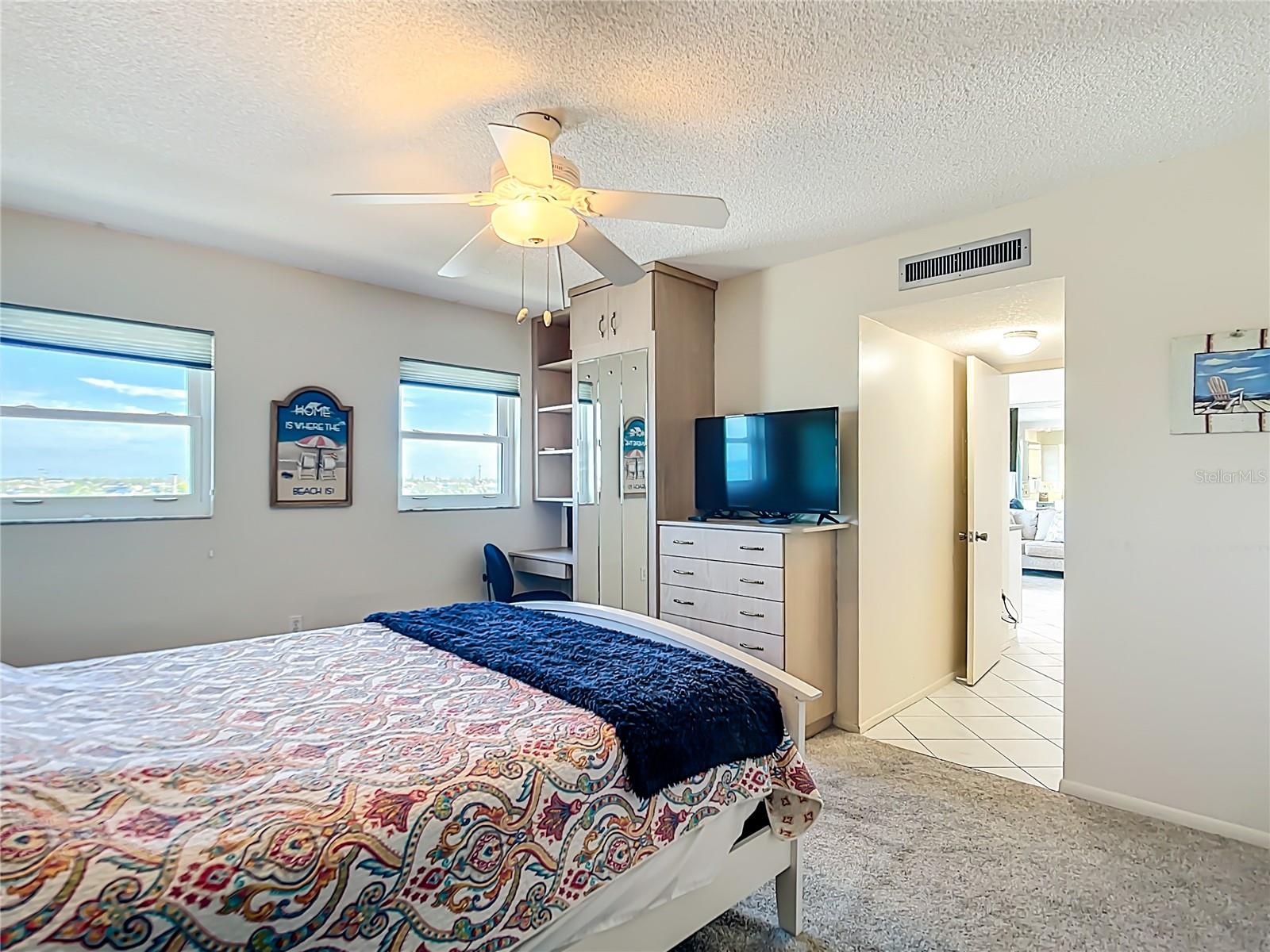 Image 14 of 36 For 1255 Tarpon Center Drive 510