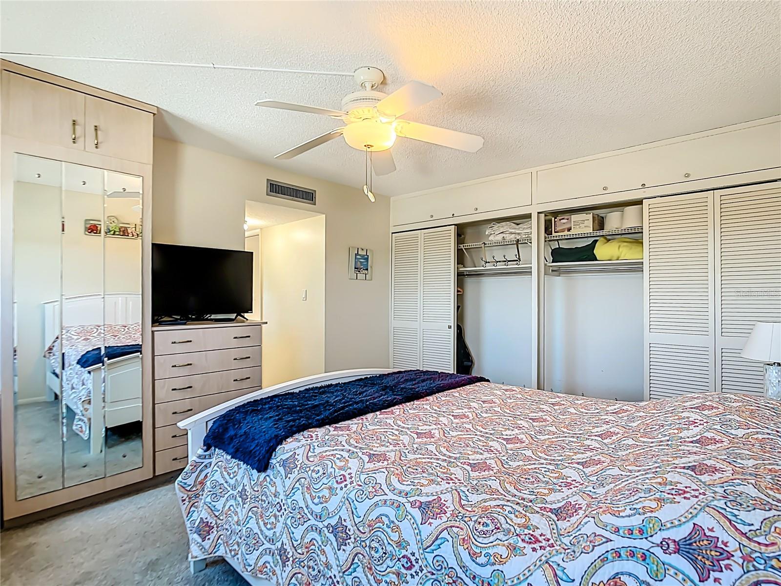 Image 16 of 36 For 1255 Tarpon Center Drive 510