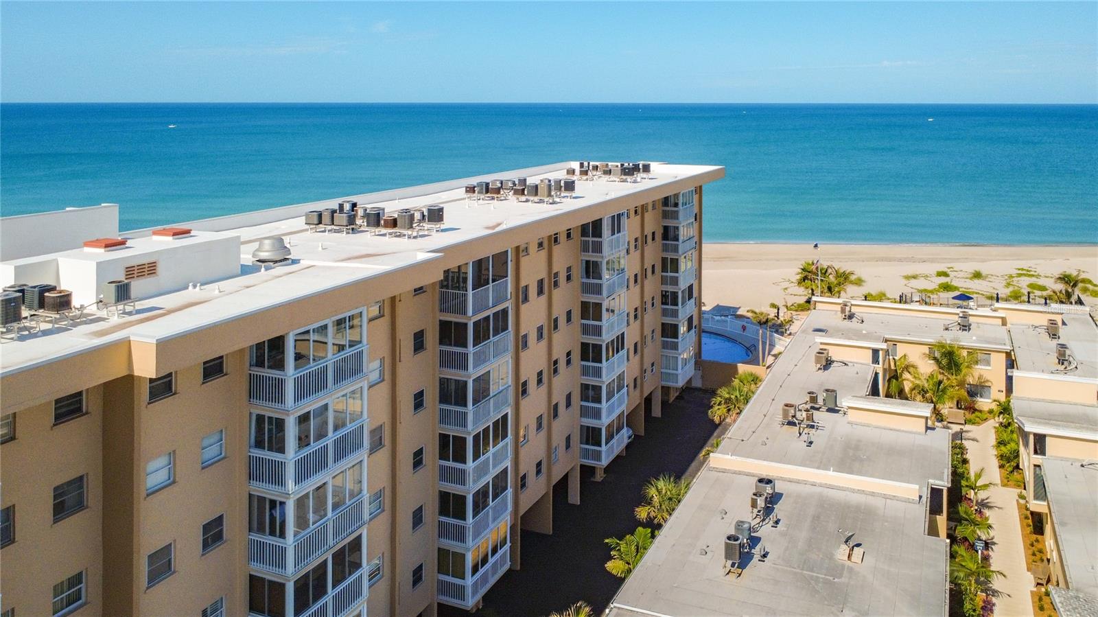 Image 33 of 36 For 1255 Tarpon Center Drive 510