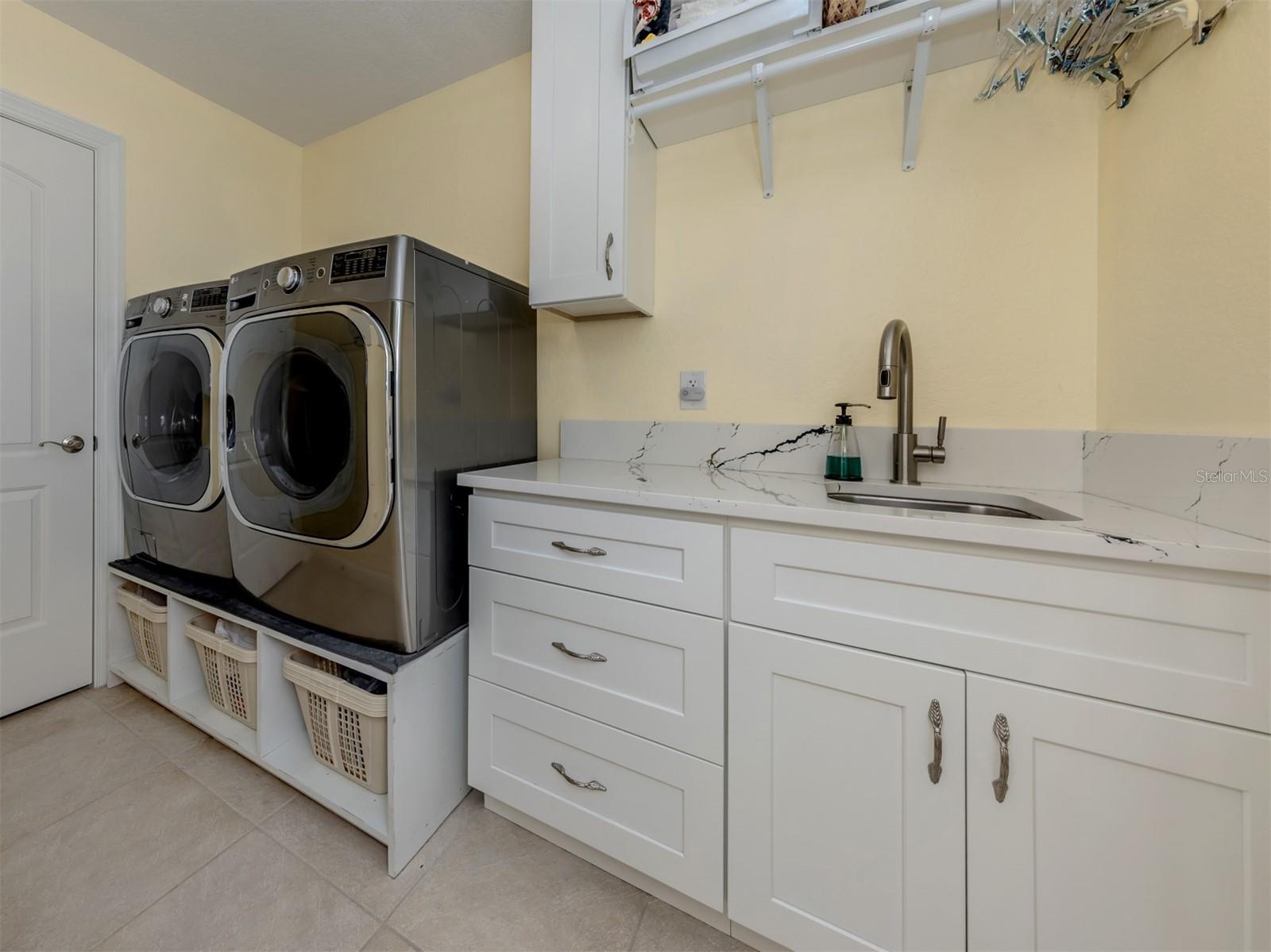 Image 17 of 77 For 14021 Bellagio Way 404