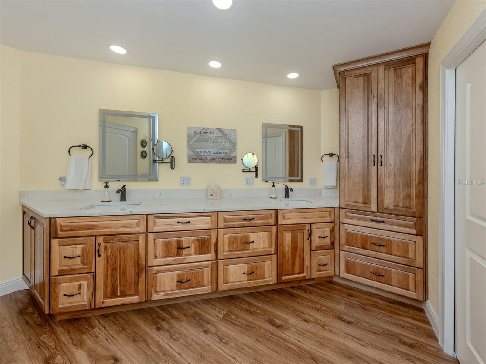 Image 18 of 77 For 14021 Bellagio Way 404