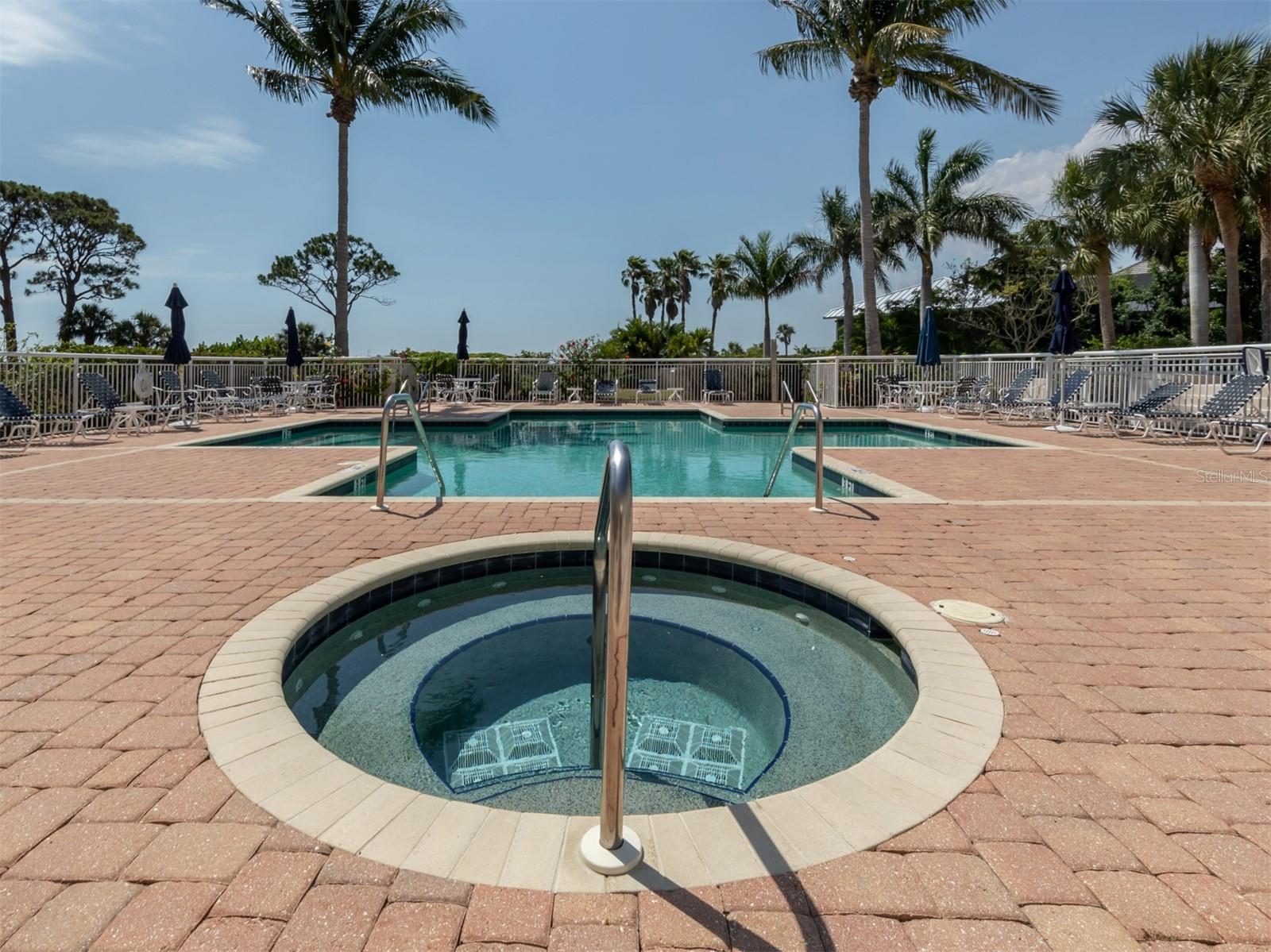 Image 44 of 77 For 14021 Bellagio Way 404