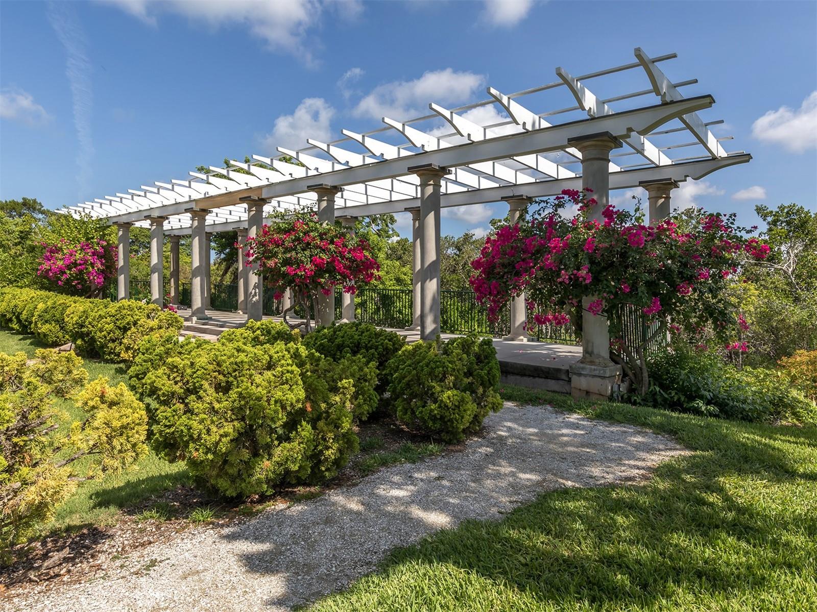 Image 55 of 77 For 14021 Bellagio Way 404