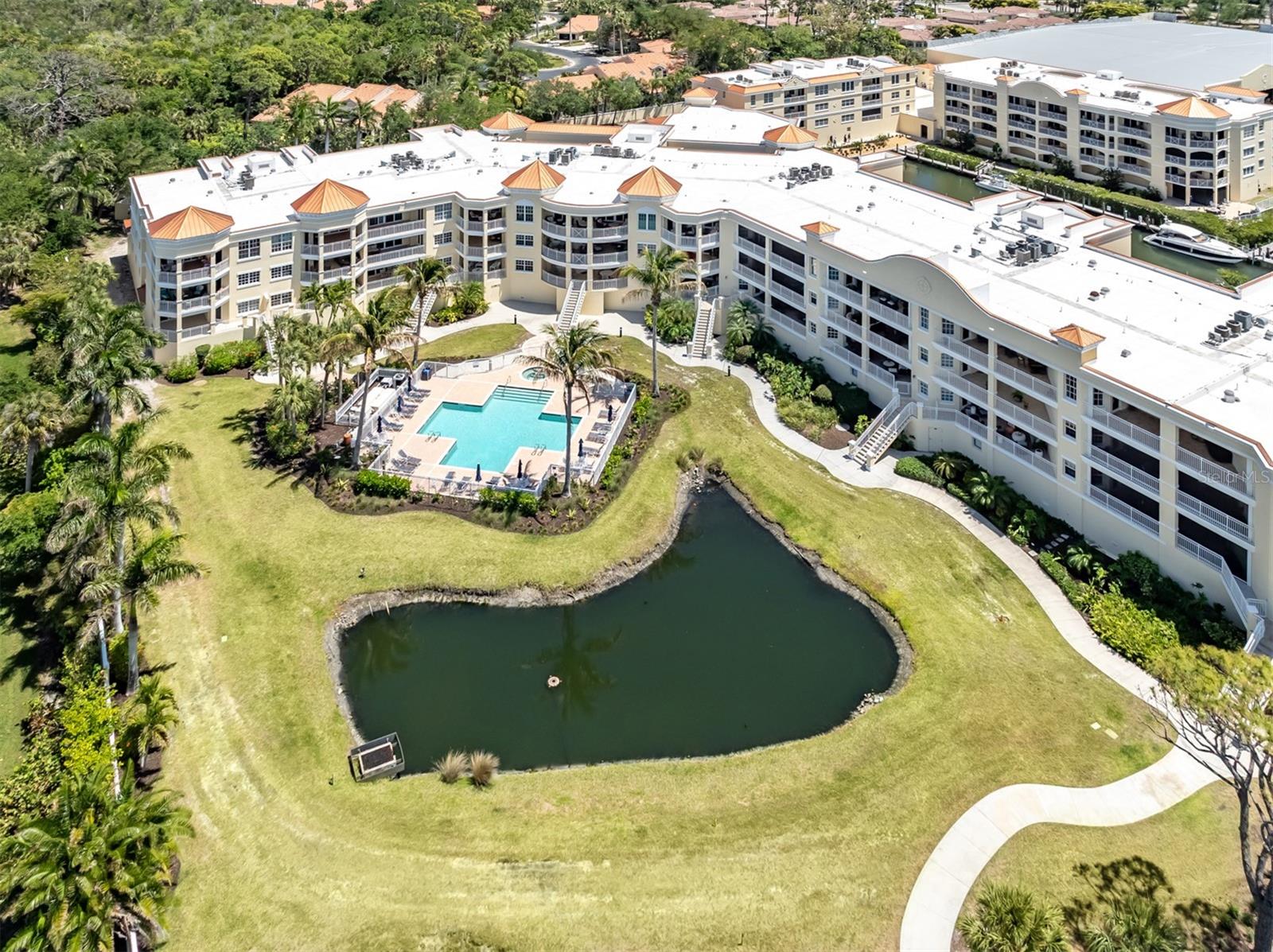 Image 62 of 77 For 14021 Bellagio Way 404