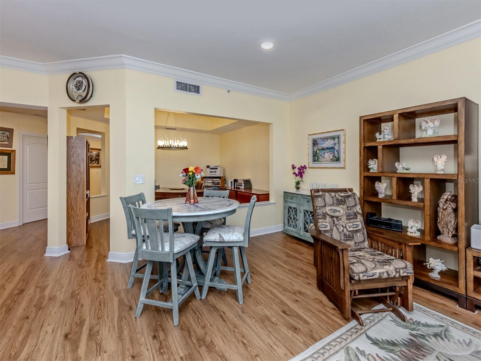 Image 8 of 77 For 14021 Bellagio Way 404