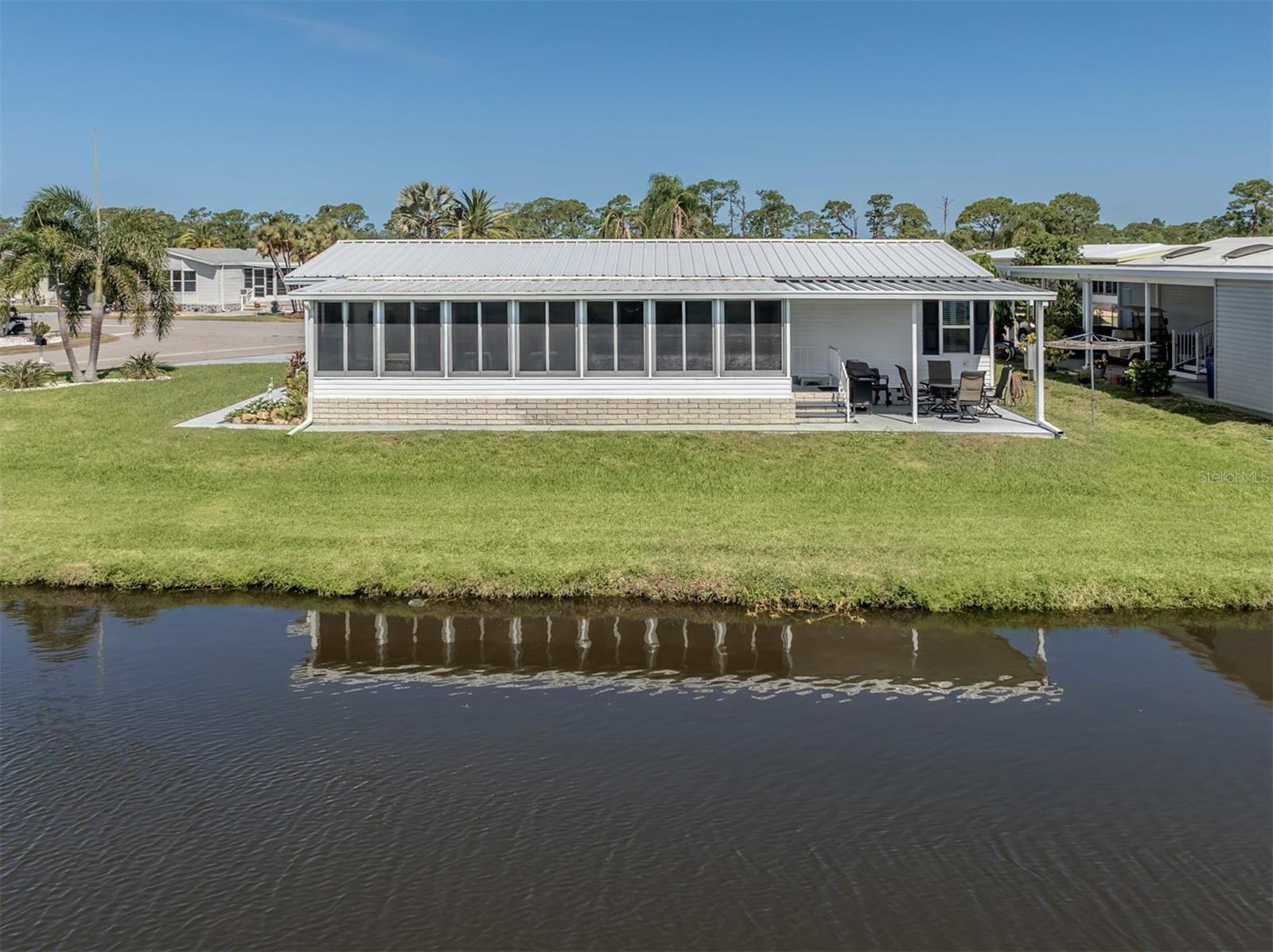 Image 34 of 77 For 513 Landsedge Drive