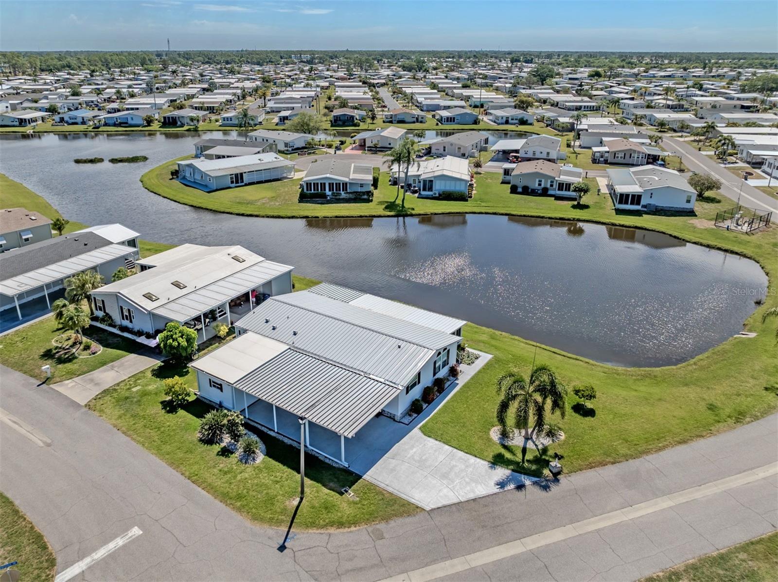 Image 36 of 77 For 513 Landsedge Drive