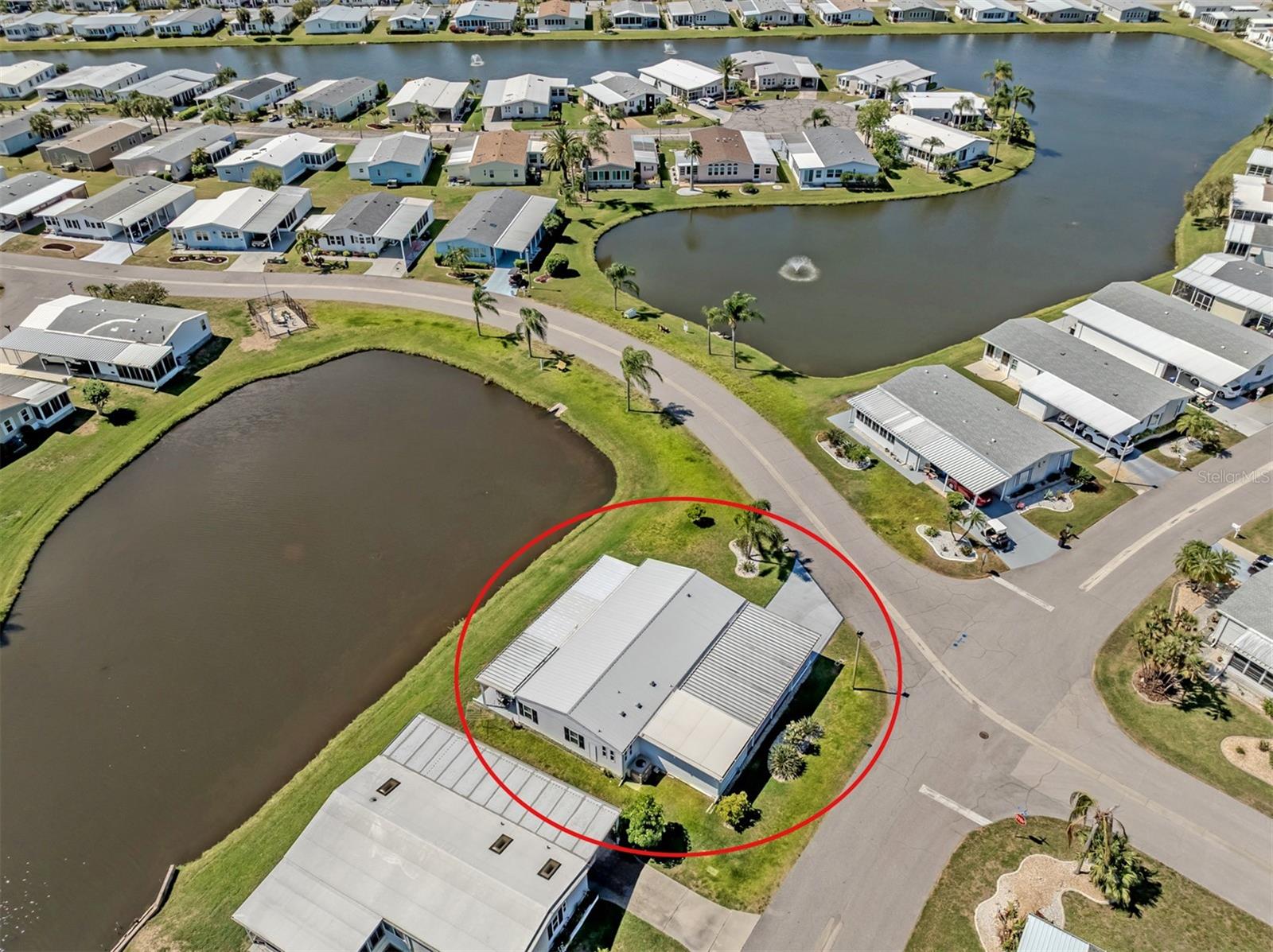 Image 39 of 77 For 513 Landsedge Drive