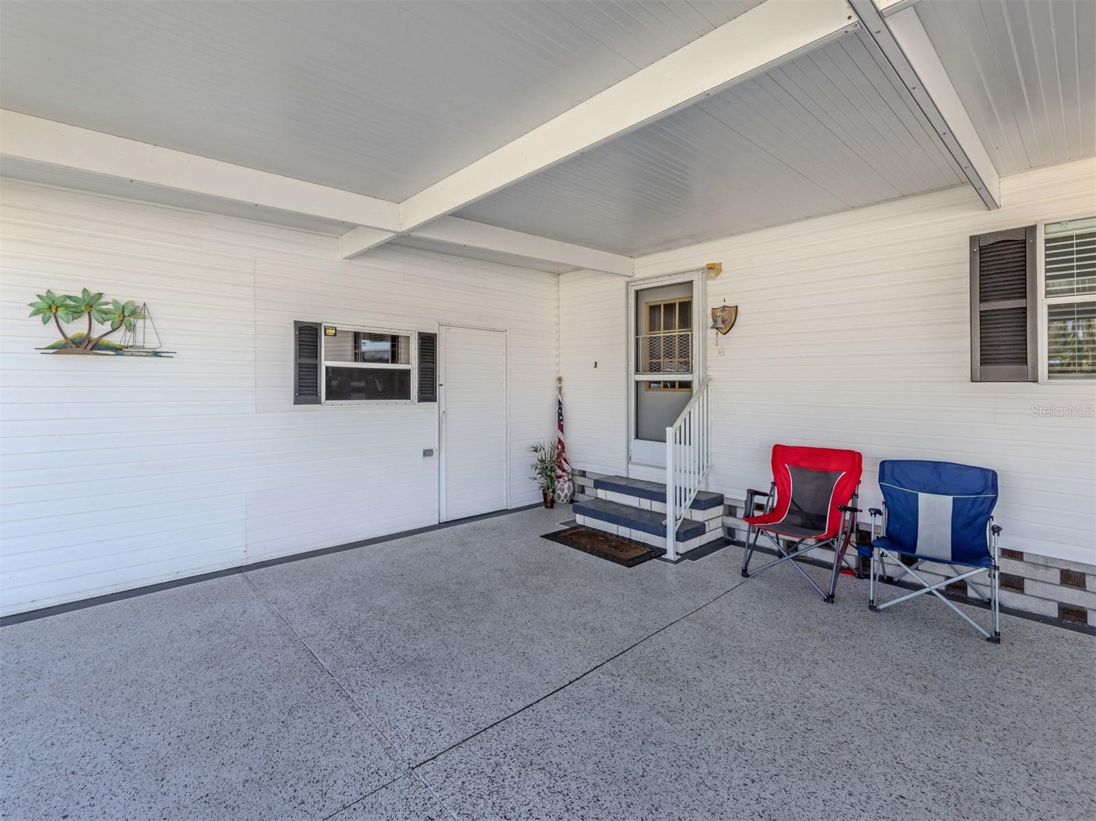 Image 5 of 77 For 513 Landsedge Drive