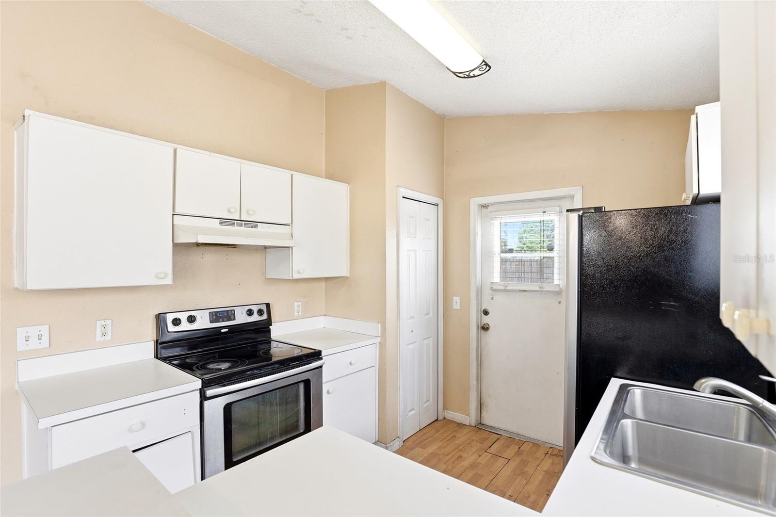 Image 11 of 26 For 8865 Lambert Lane