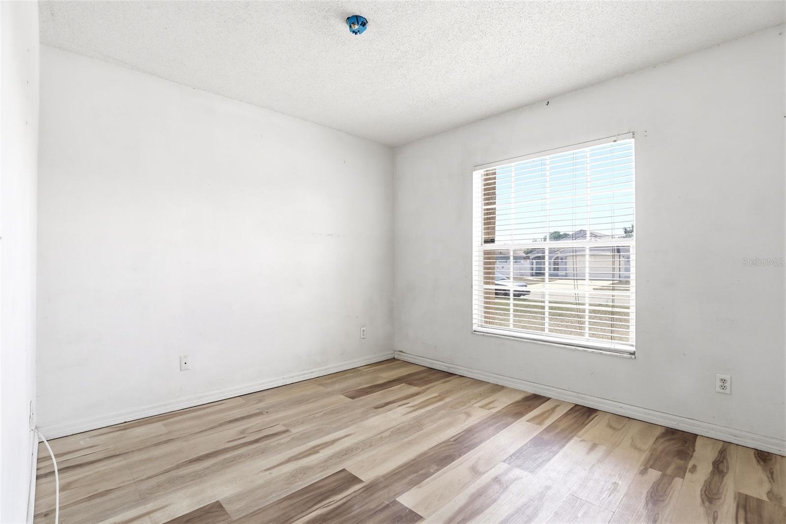 Image 19 of 26 For 8865 Lambert Lane