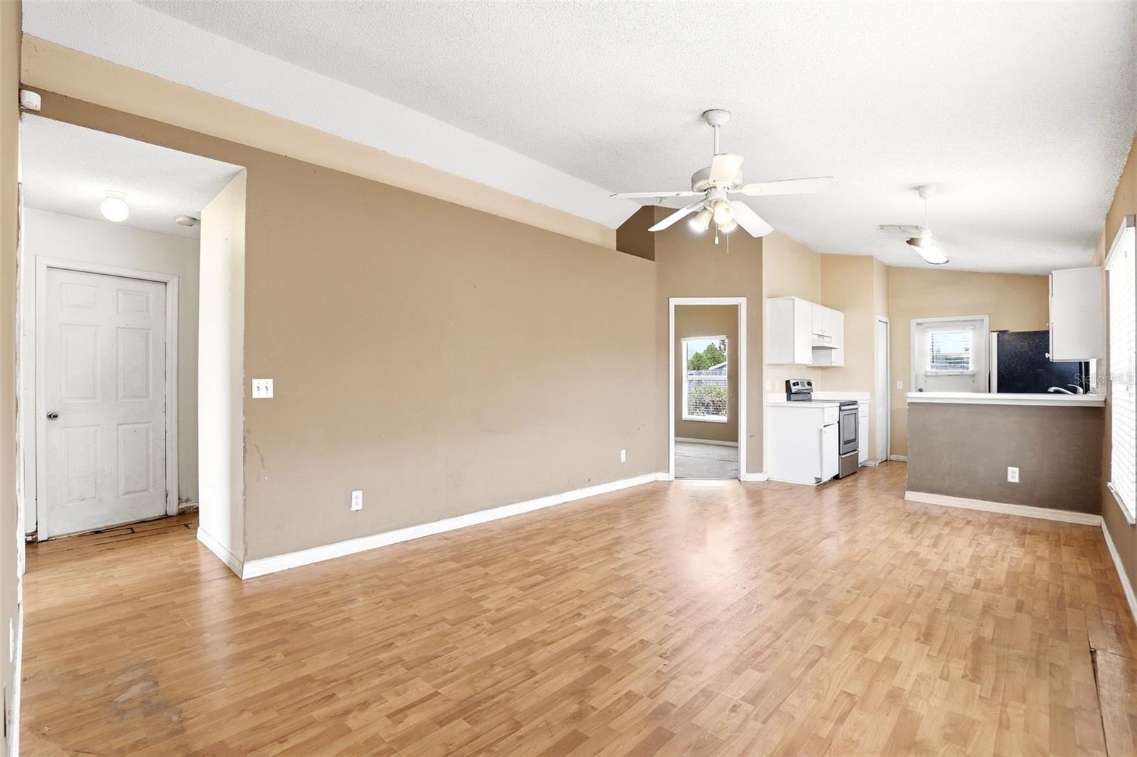 Image 5 of 26 For 8865 Lambert Lane