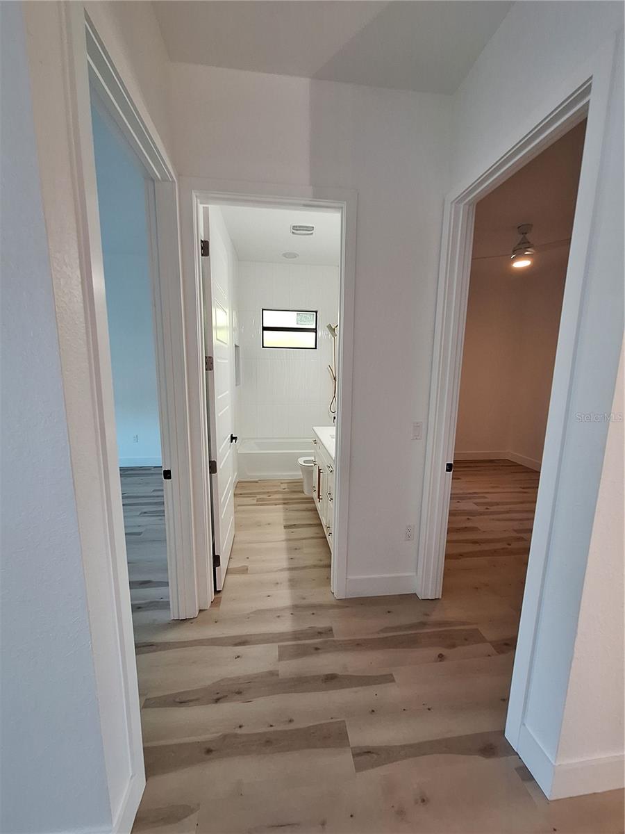 Image 18 of 30 For 289 Albatross Road