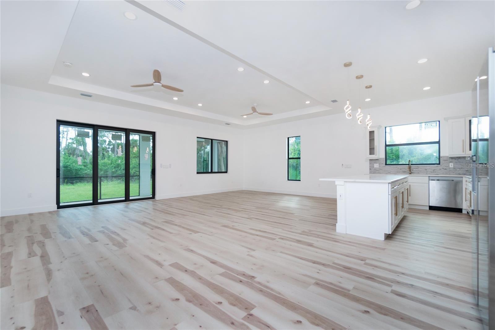 Image 4 of 30 For 289 Albatross Road