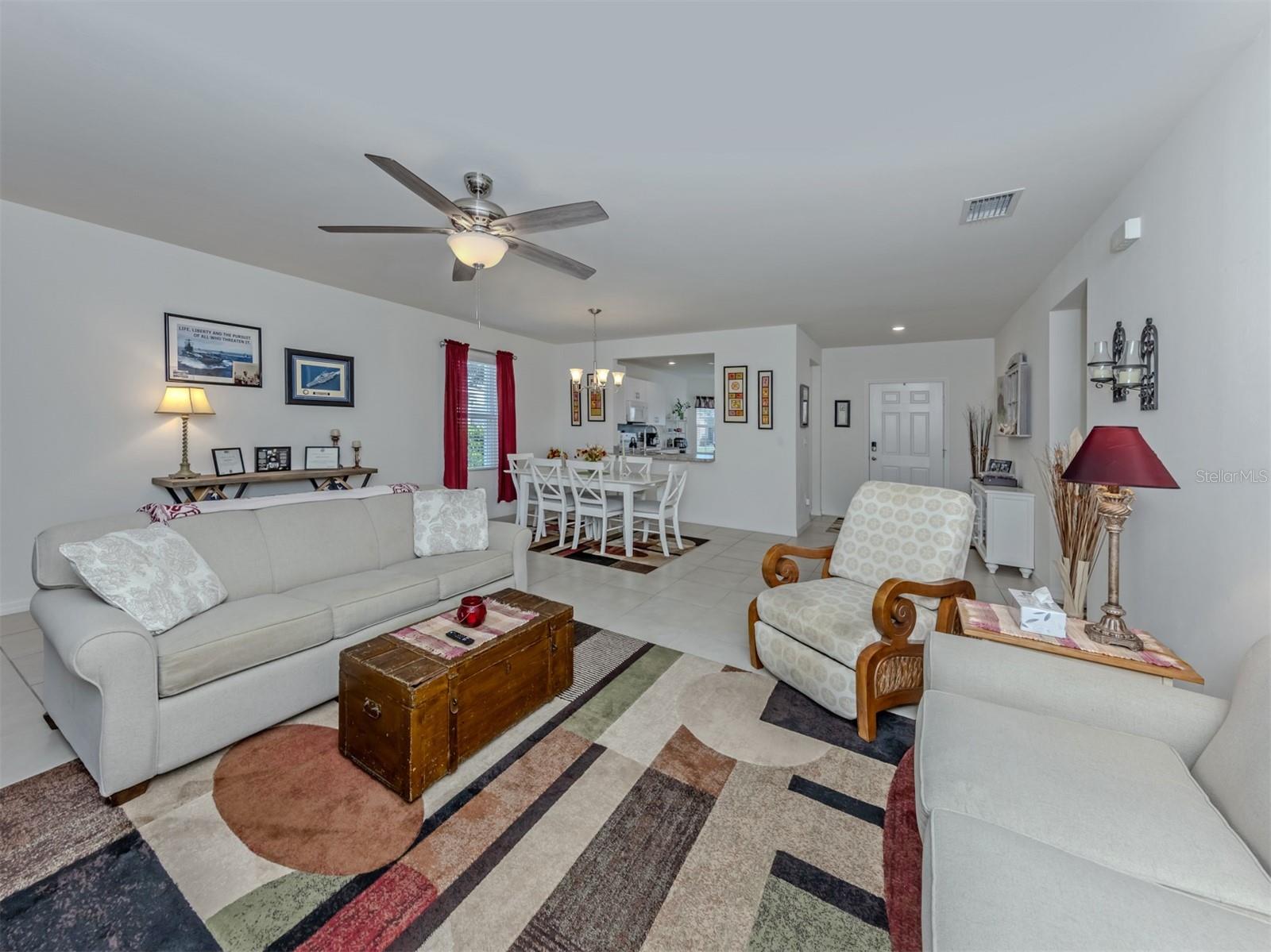 Image 13 of 70 For 7045 Waterford Parkway