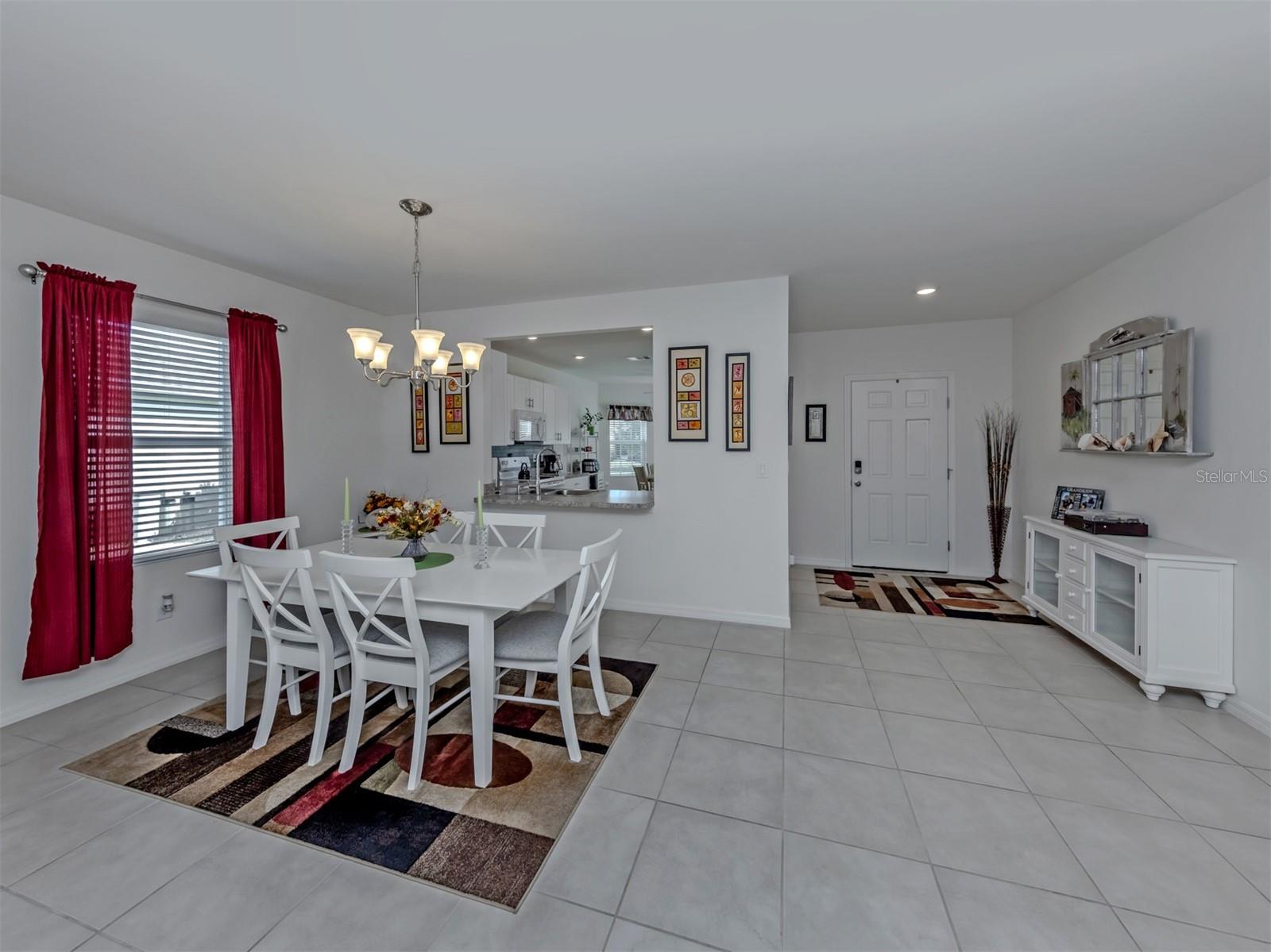 Image 14 of 70 For 7045 Waterford Parkway