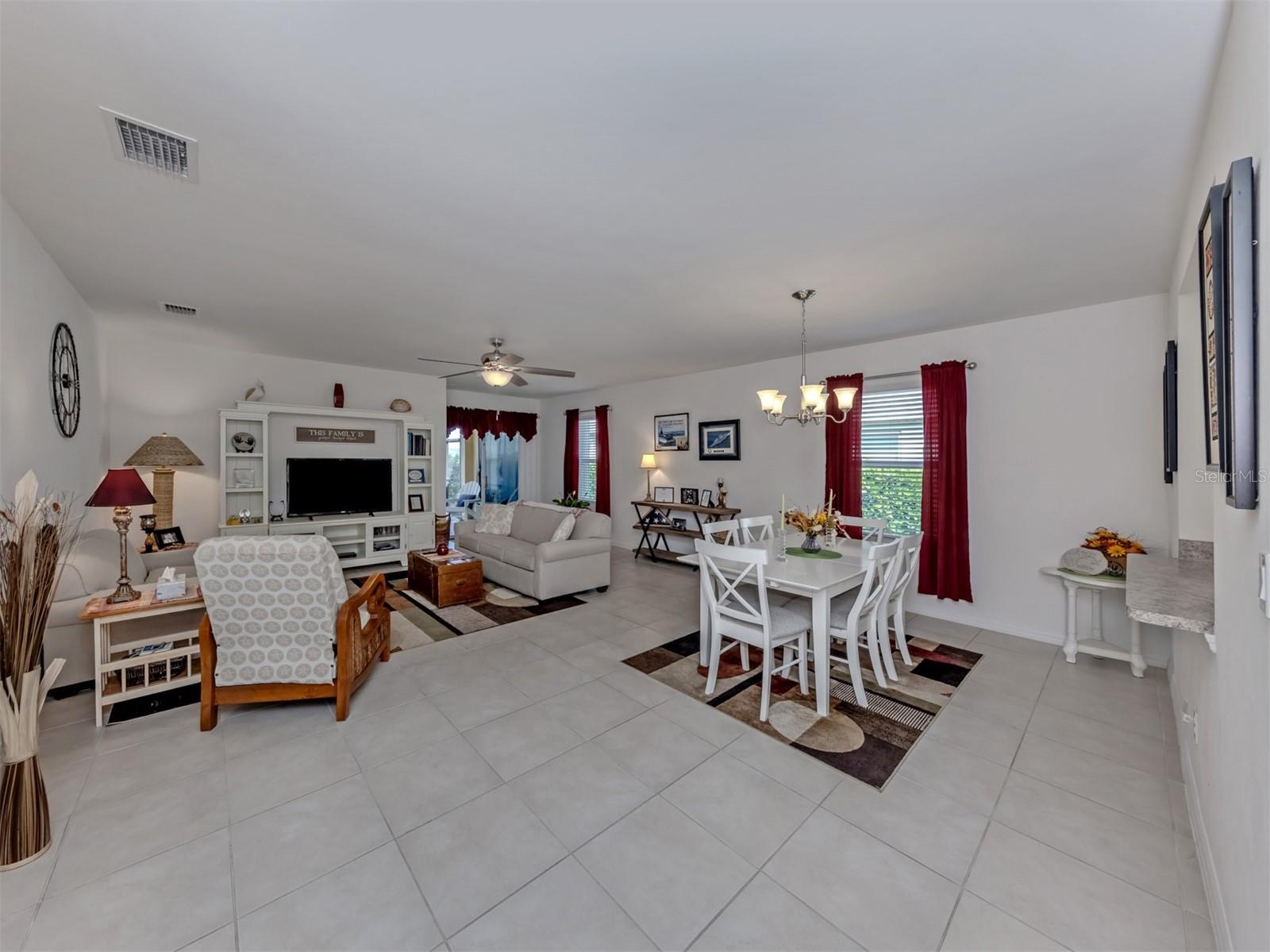 Image 9 of 70 For 7045 Waterford Parkway