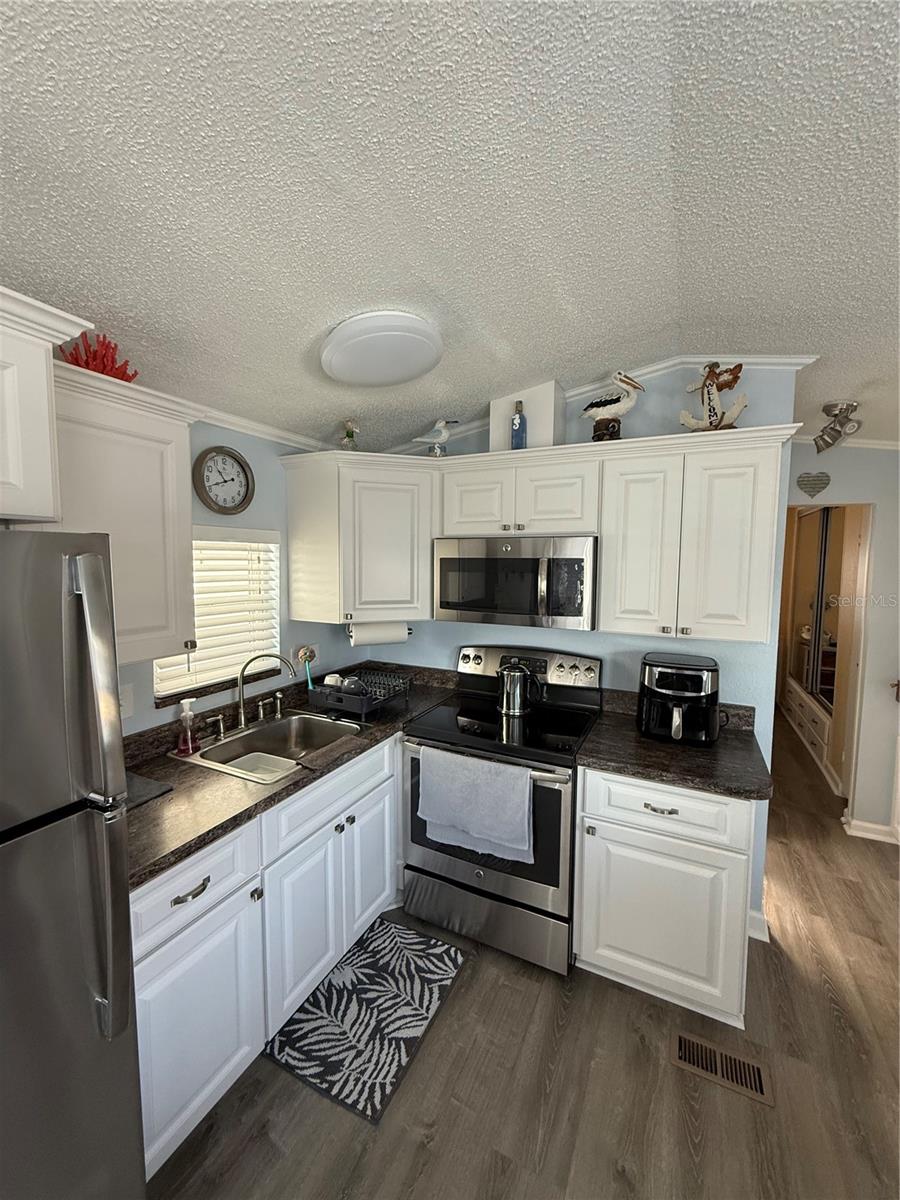 Image 3 of 30 For 1475 Flamingo Drive 328
