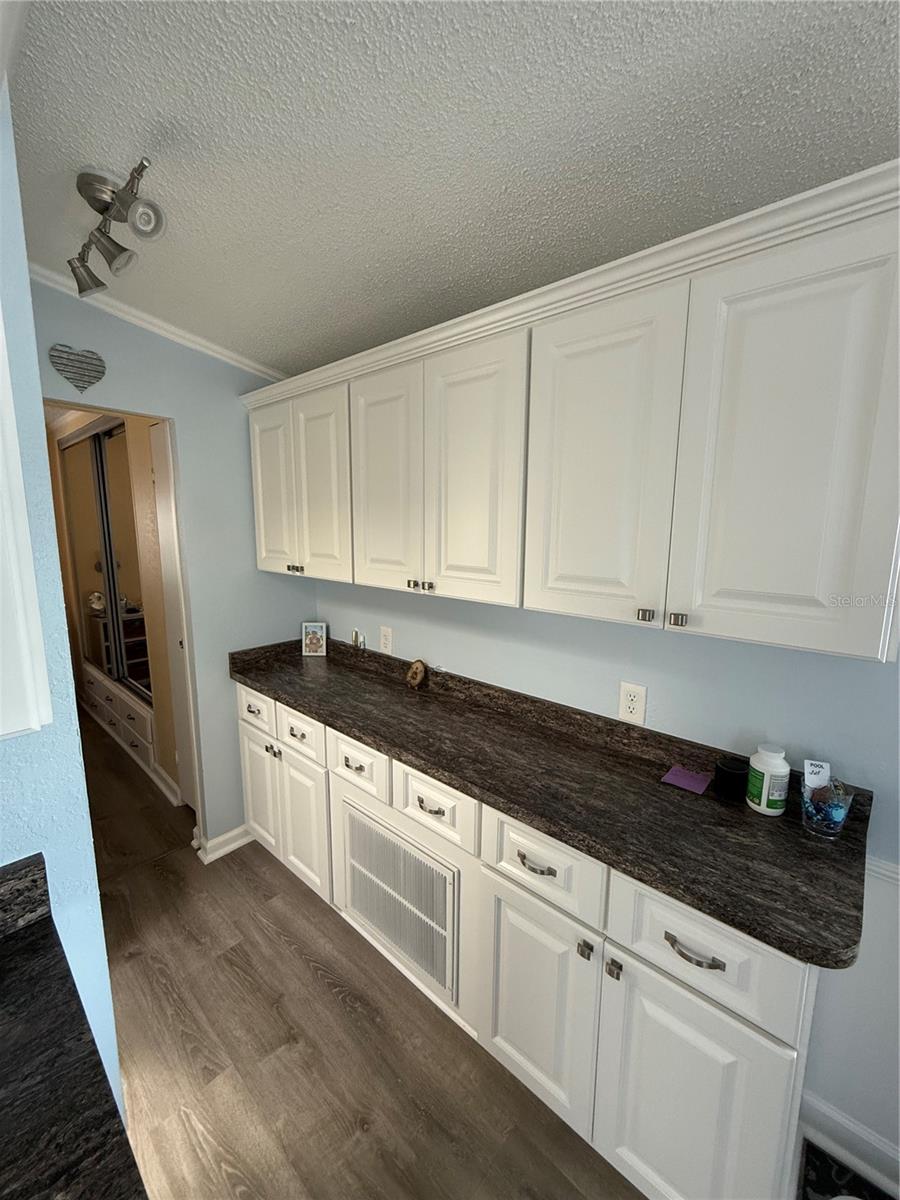 Image 5 of 30 For 1475 Flamingo Drive 328