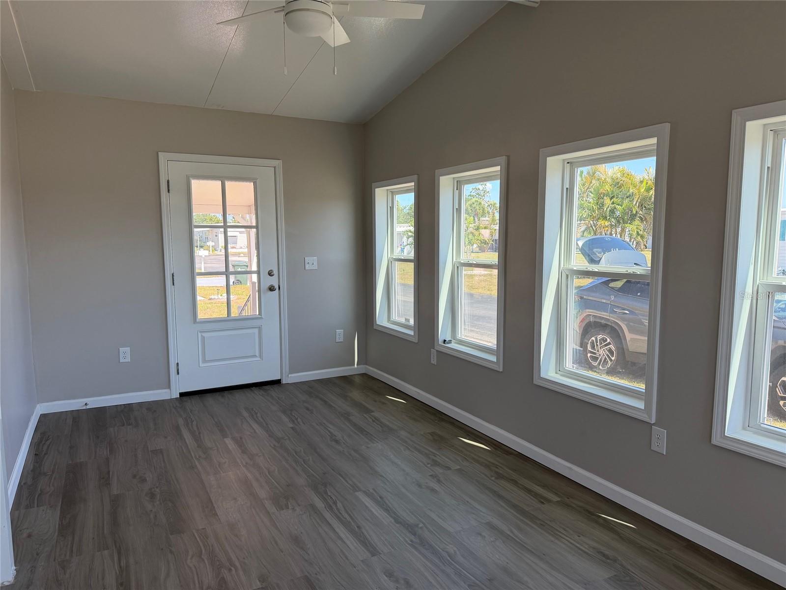 Image 12 of 22 For 363 Longwood Drive