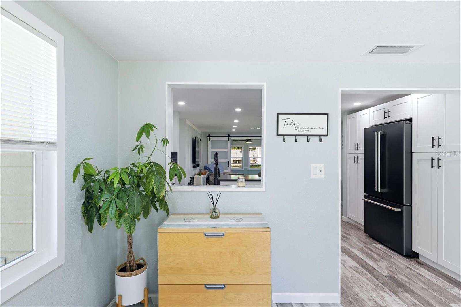 Image 11 of 63 For 4300 Eastern Parkway