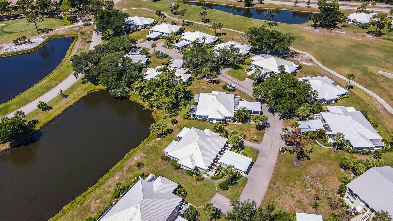 Image 34 of 61 For 418 Wexford Circle 125