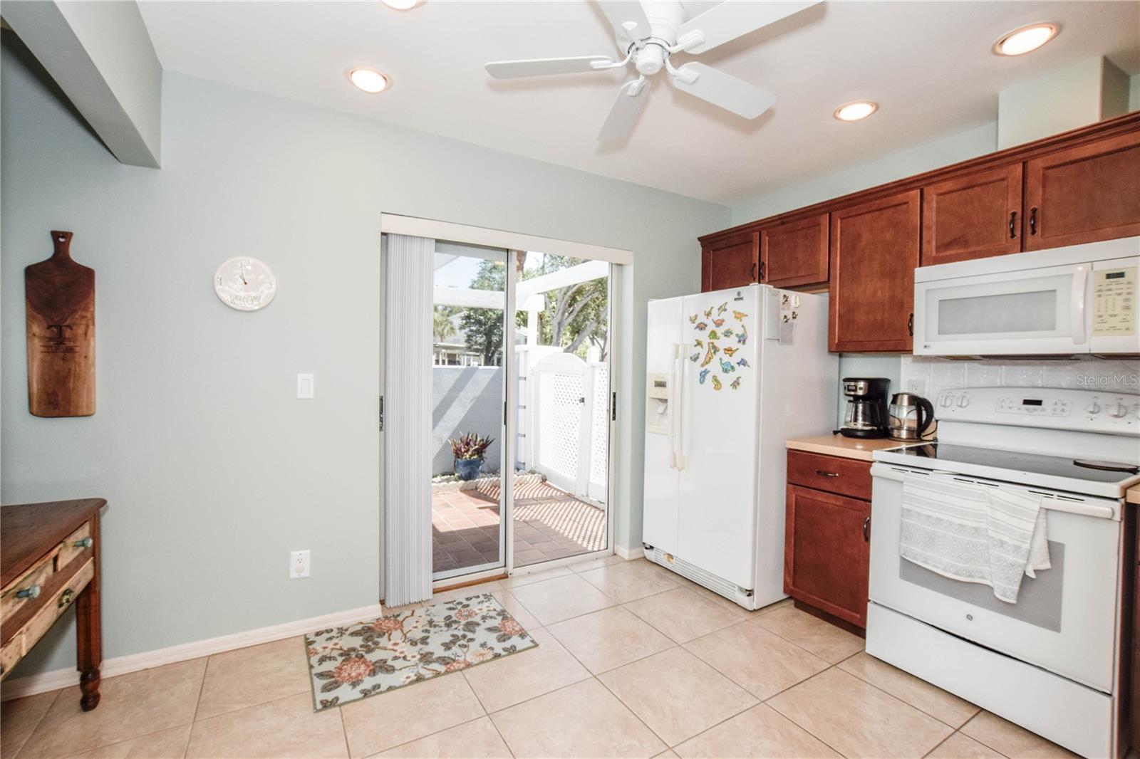 Image 7 of 61 For 418 Wexford Circle 125