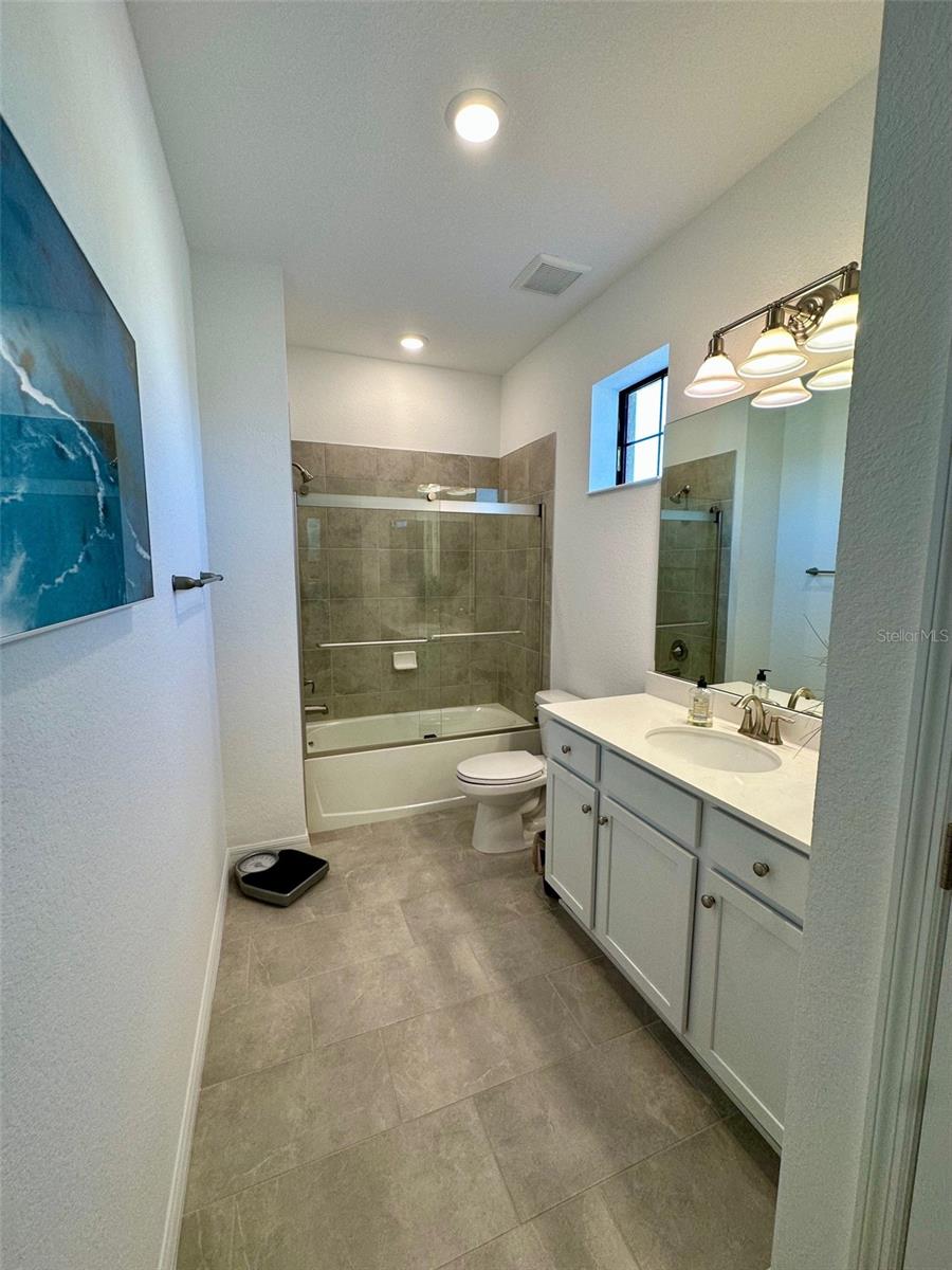 Image 18 of 30 For 10027 Crooked Creek Drive 201