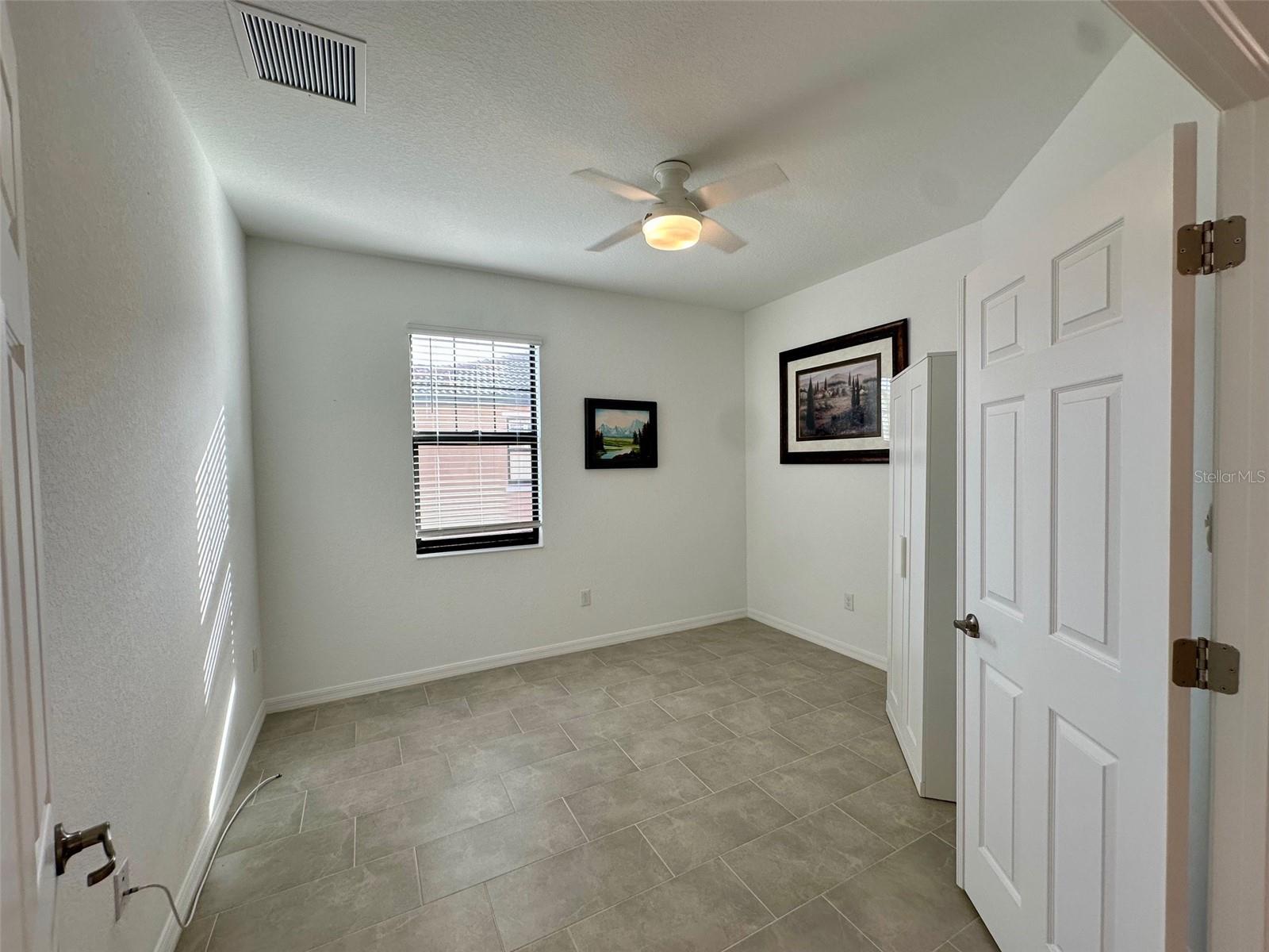 Image 19 of 30 For 10027 Crooked Creek Drive 201