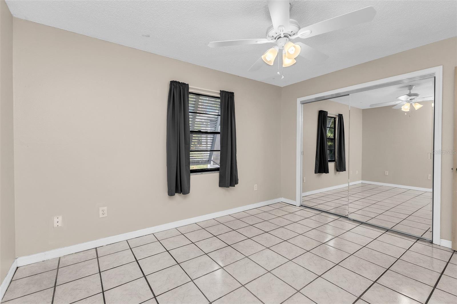 Image 10 of 32 For 2209 Woodmere Road