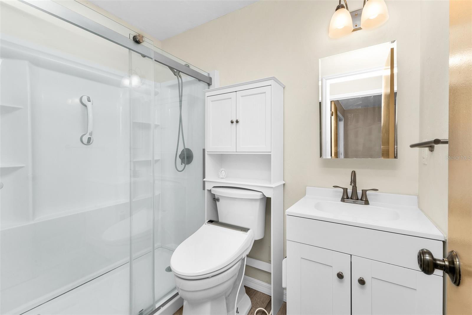 Image 13 of 32 For 2209 Woodmere Road