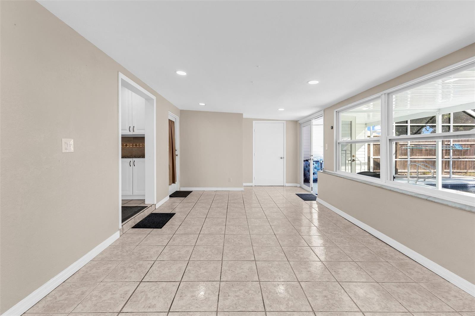 Image 21 of 32 For 2209 Woodmere Road
