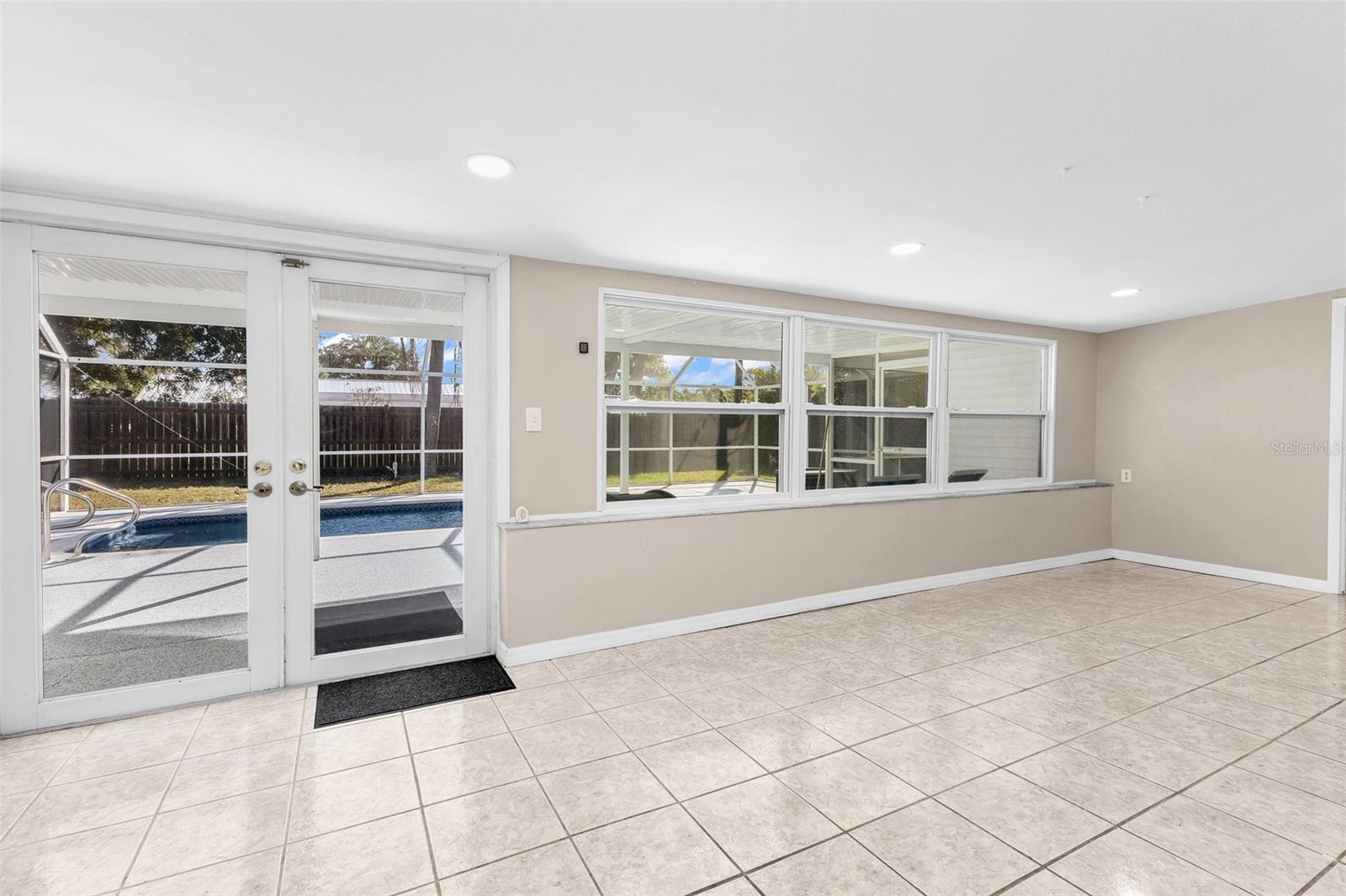 Image 22 of 32 For 2209 Woodmere Road