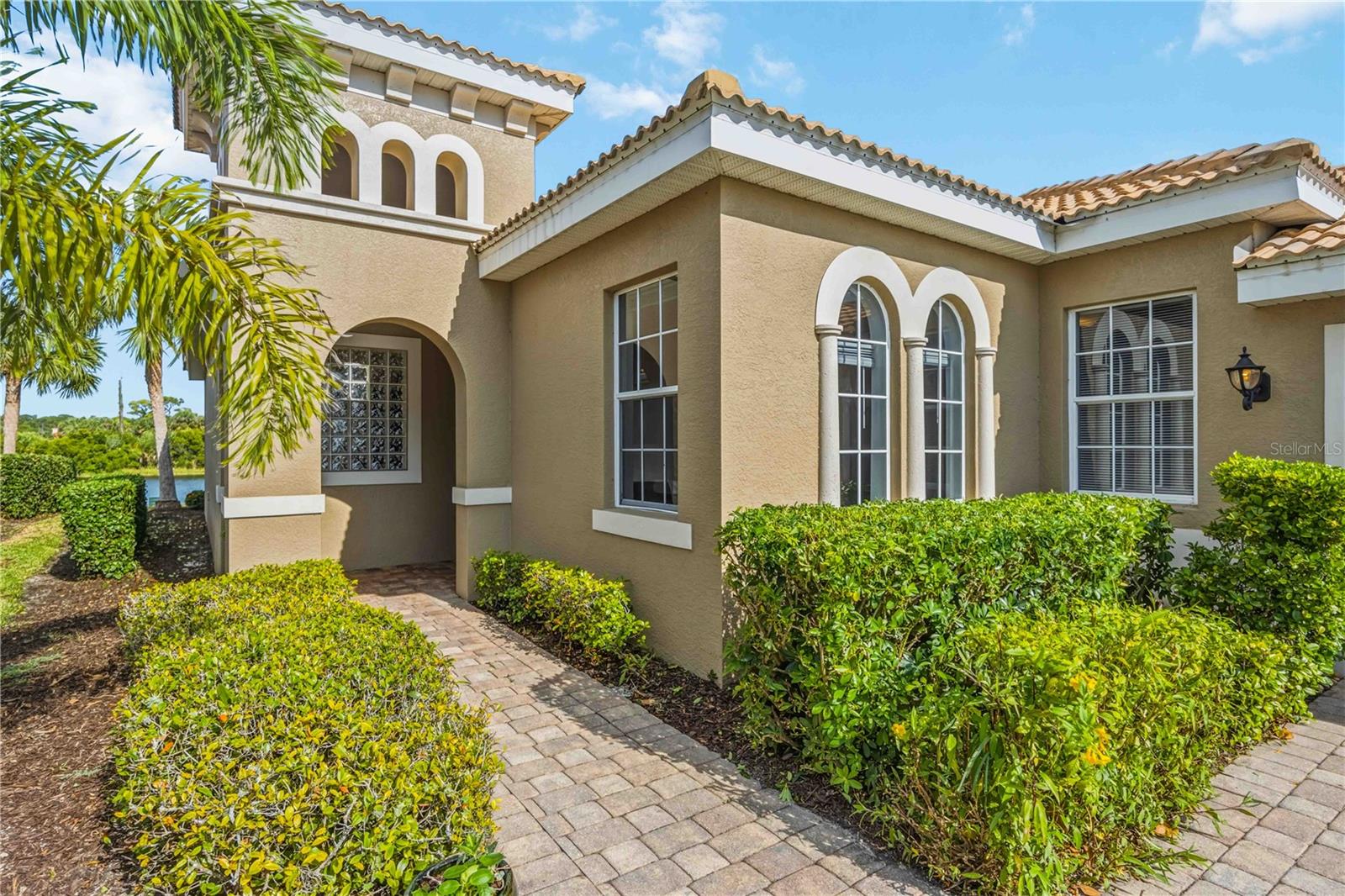 Image 3 of 99 For 170 Cipriani Way
