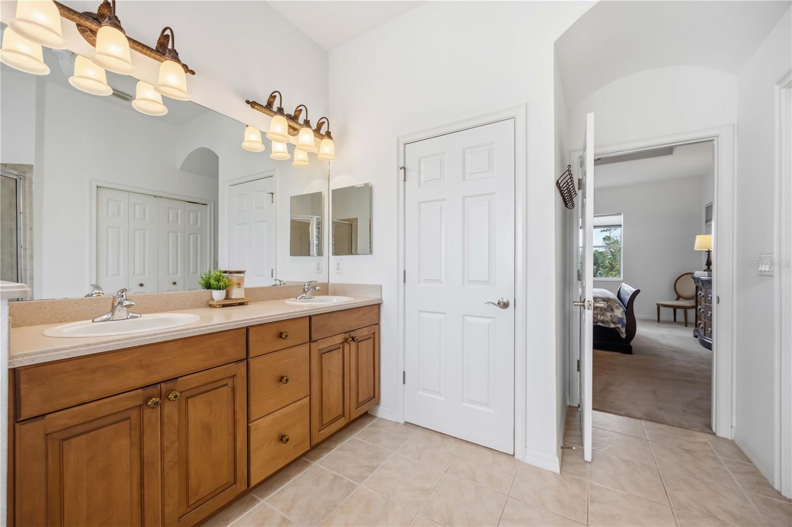 Image 50 of 99 For 170 Cipriani Way