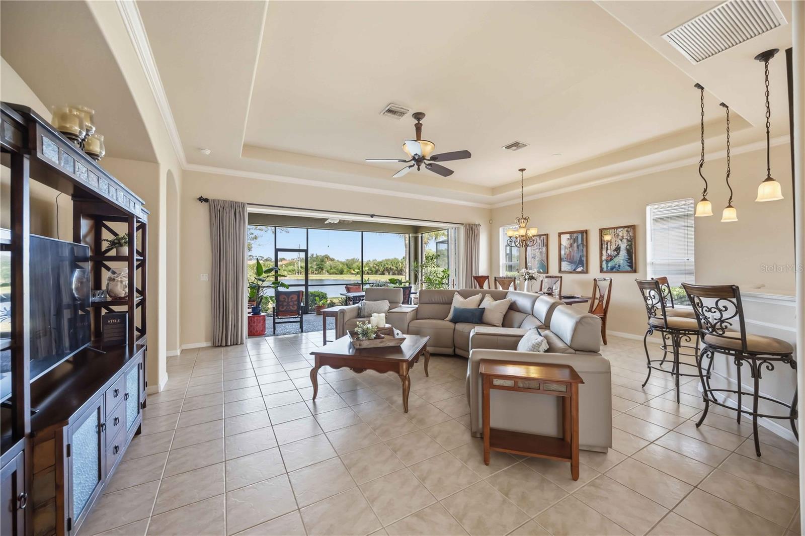Image 7 of 99 For 170 Cipriani Way