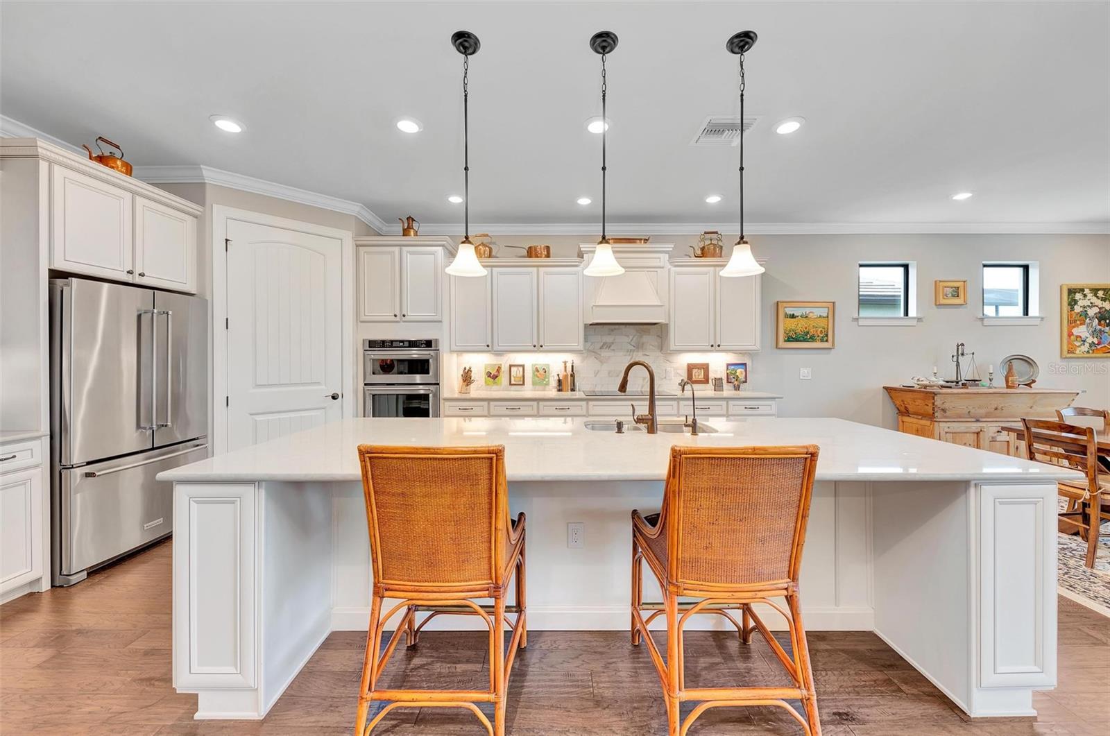 Listing photo id 15 for 13631 Salinas Street