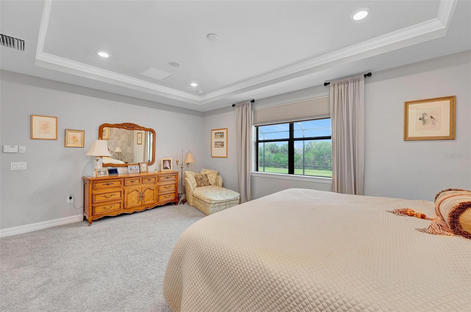 Listing photo id 24 for 13631 Salinas Street
