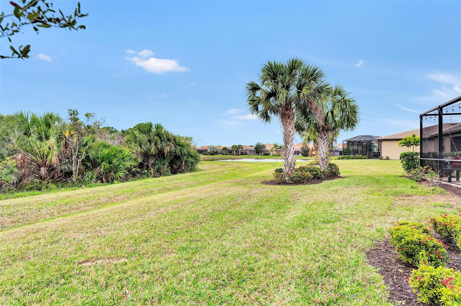 Listing photo id 60 for 13631 Salinas Street
