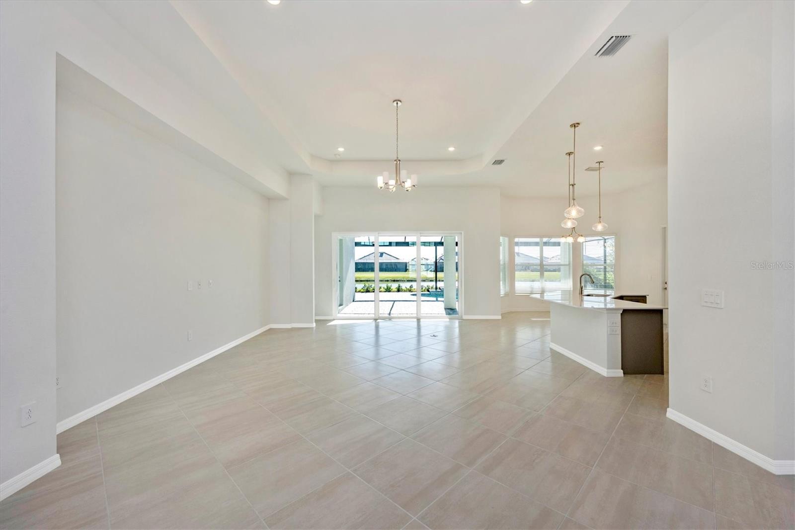 Image 11 of 87 For 12655 Wellen Golf Street