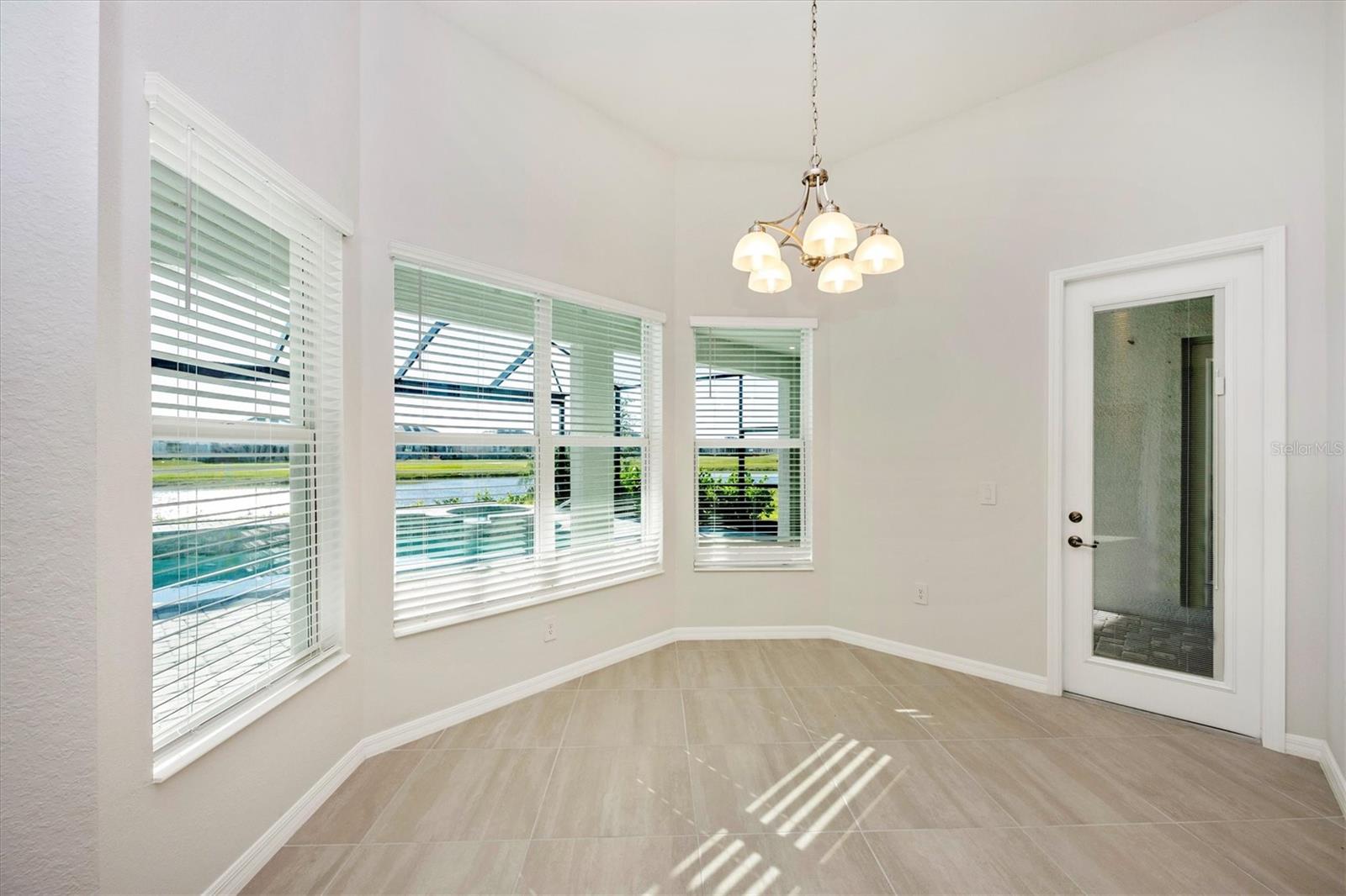 Image 22 of 87 For 12655 Wellen Golf Street