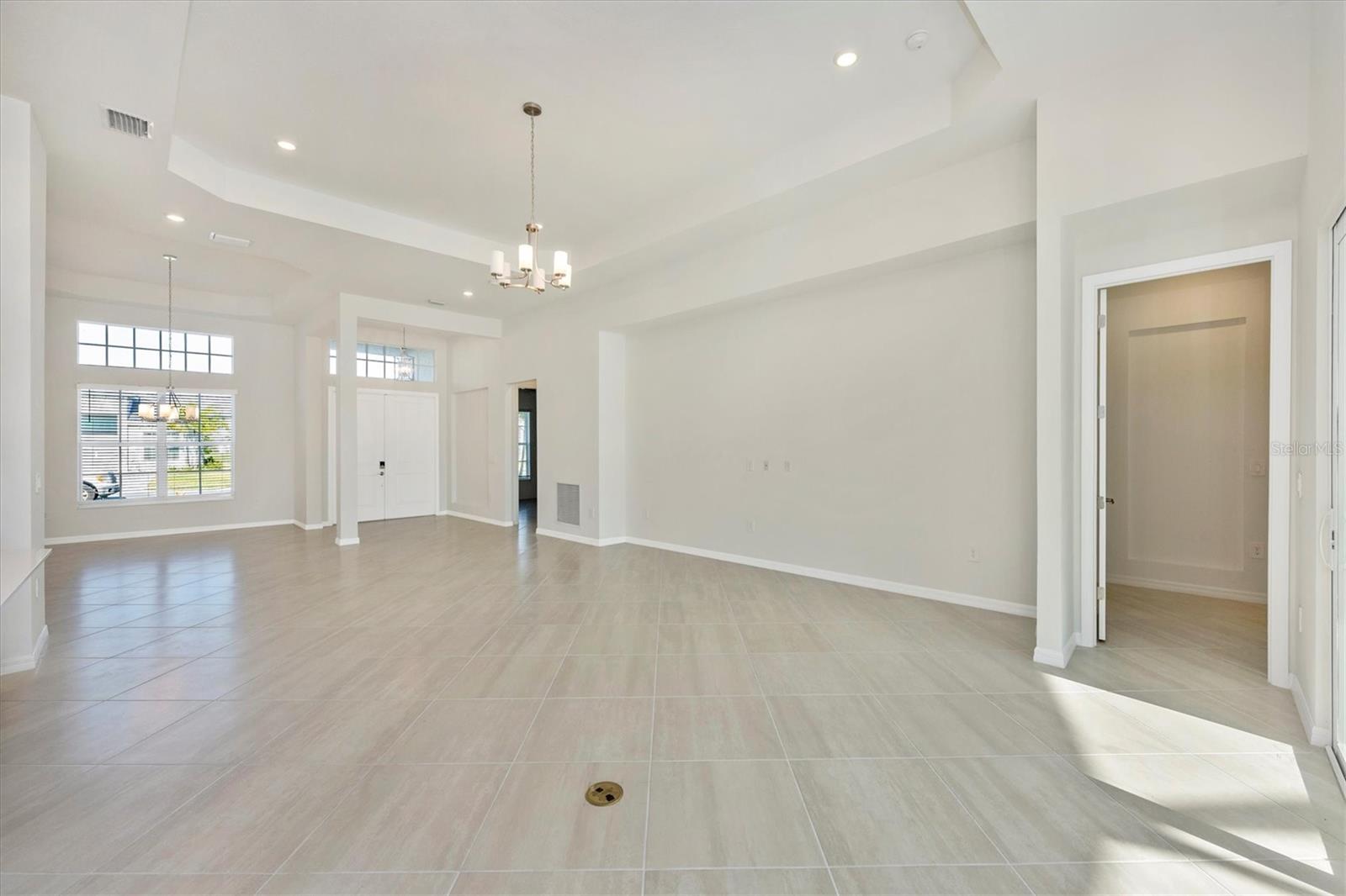 Image 24 of 87 For 12655 Wellen Golf Street