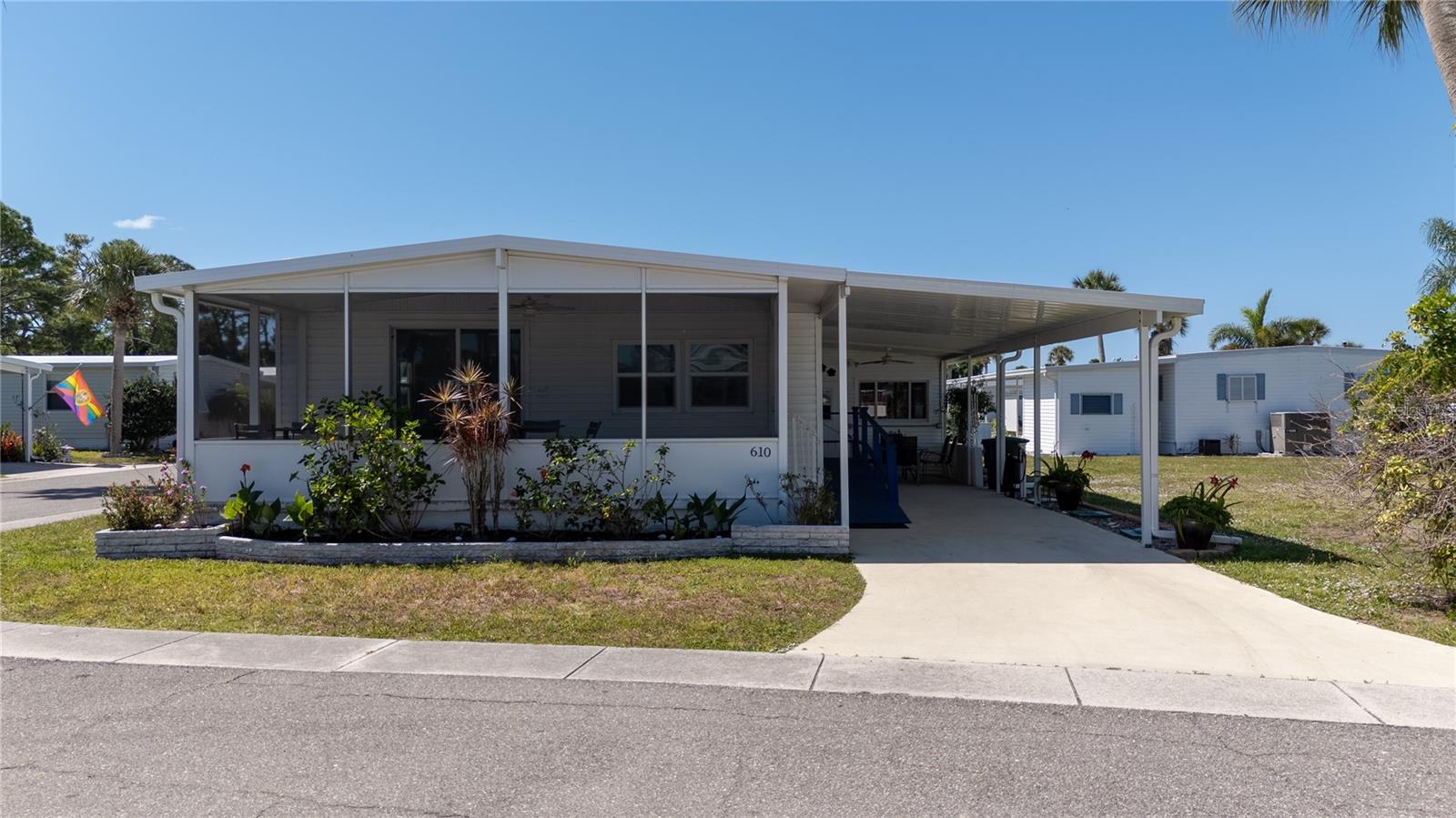 Details for 610 Delphinium Drive, VENICE, FL 34293