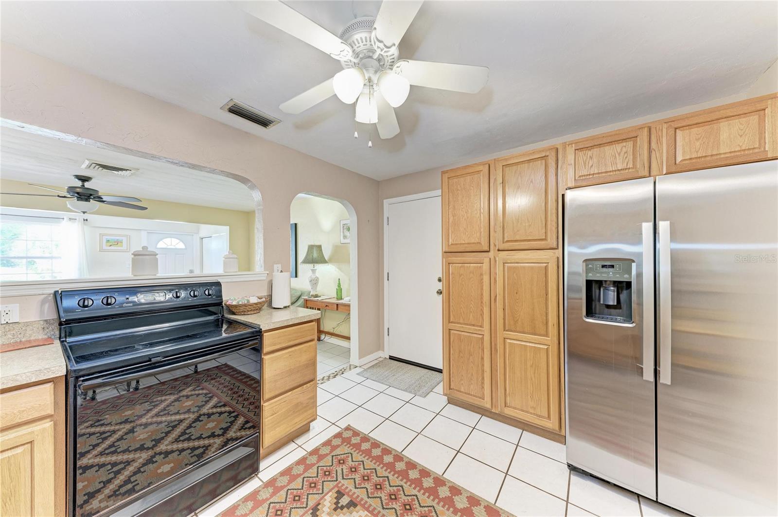 Image 13 of 99 For 2458 Waldemere Street