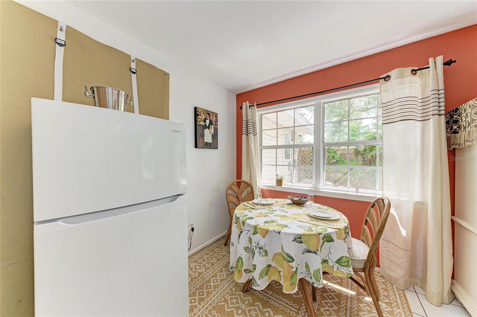 Image 33 of 99 For 2458 Waldemere Street